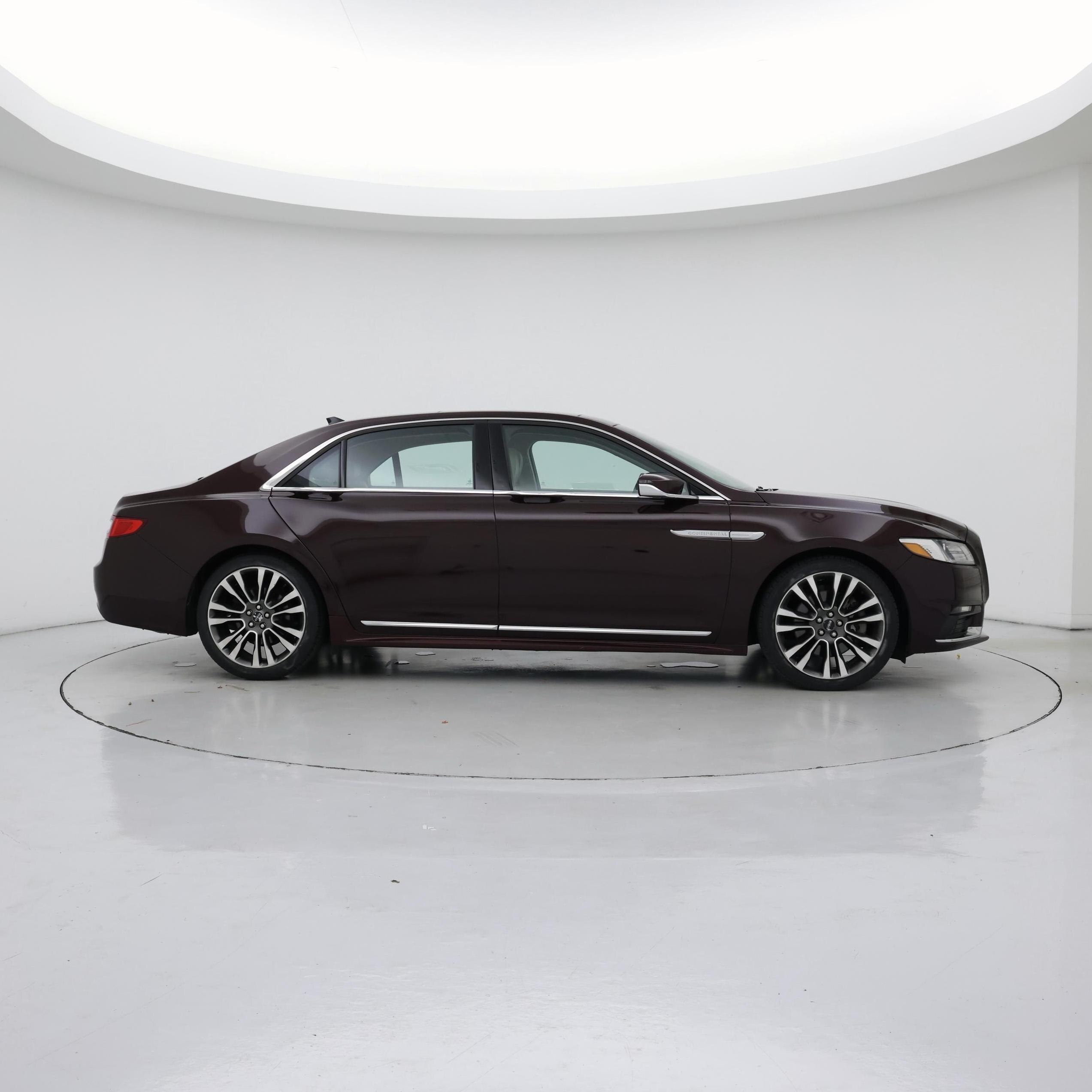 Thumbnail: 2020 Lincoln Continental - 7