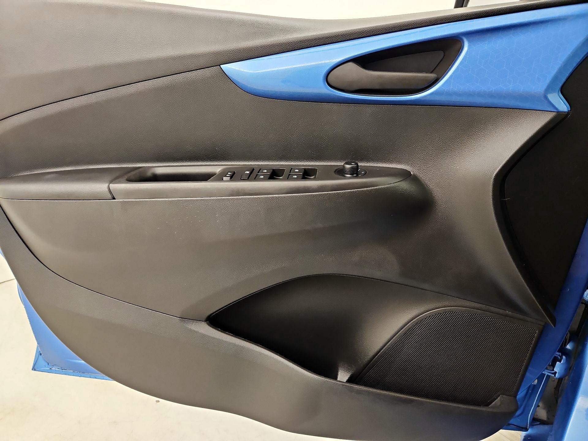 Thumbnail: 2017 Chevrolet Spark - 12