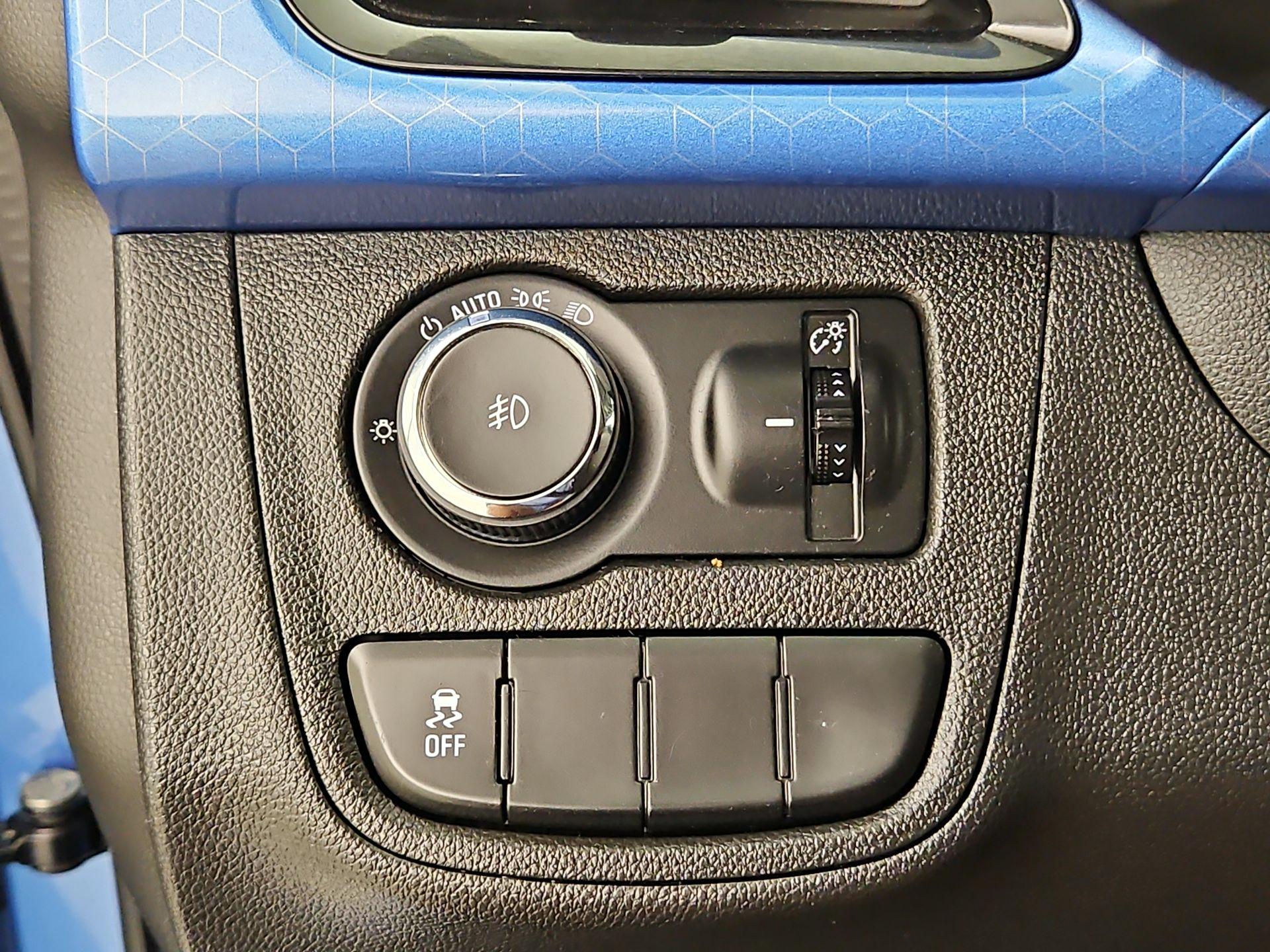 Thumbnail: 2017 Chevrolet Spark - 13