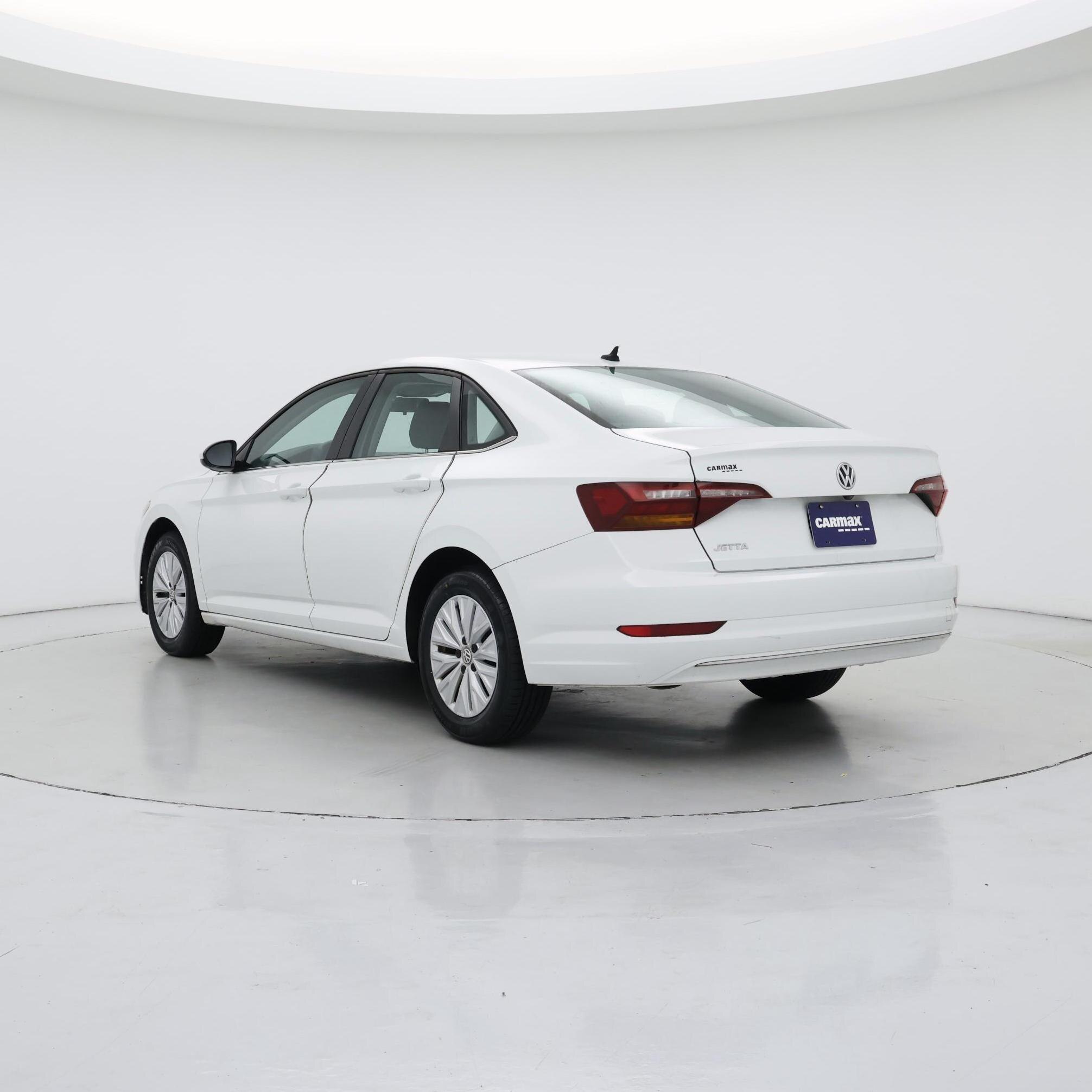 Thumbnail: 2019 Volkswagen Jetta - 2
