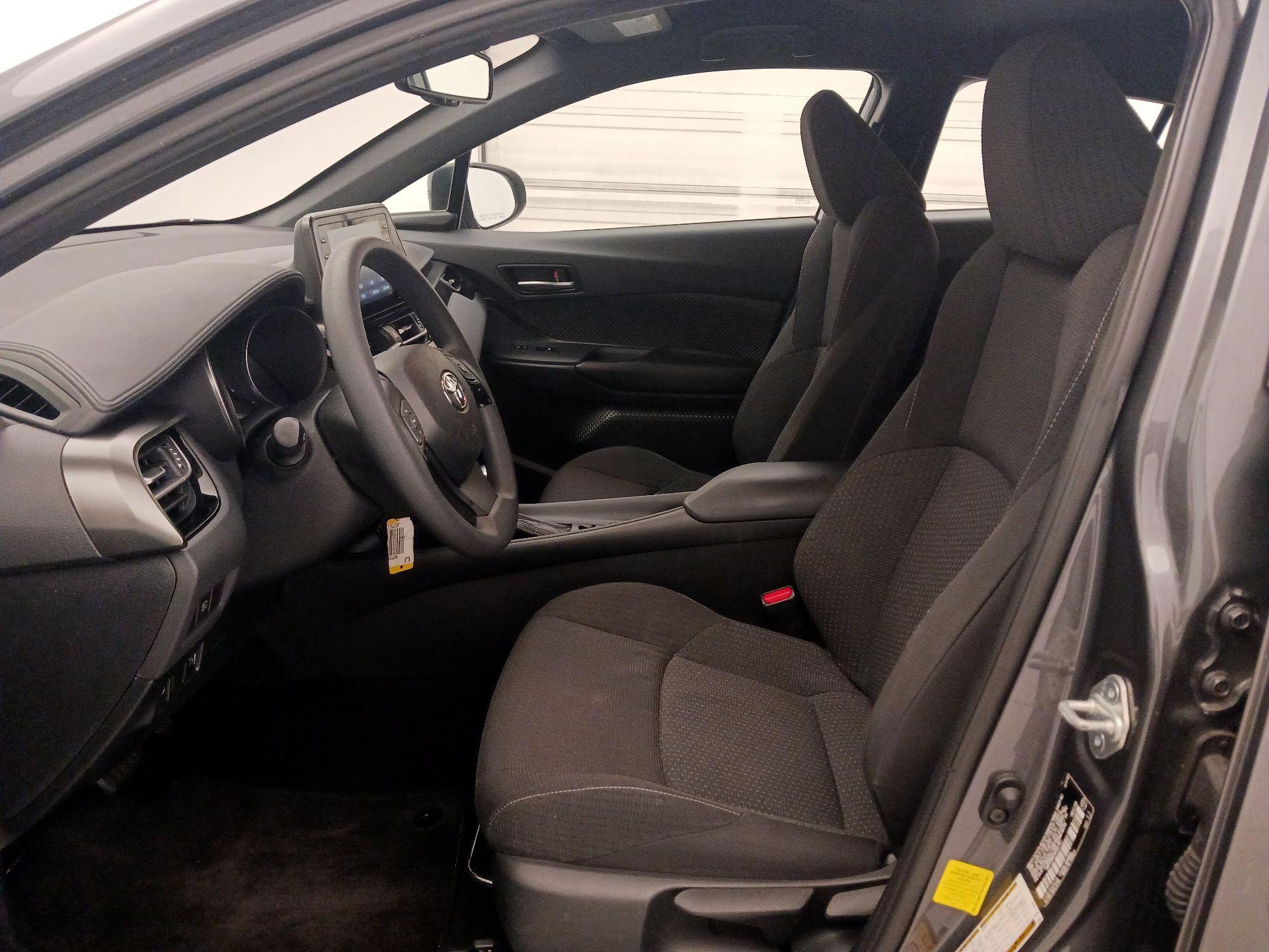 Thumbnail: 2019 Toyota C-HR - 9