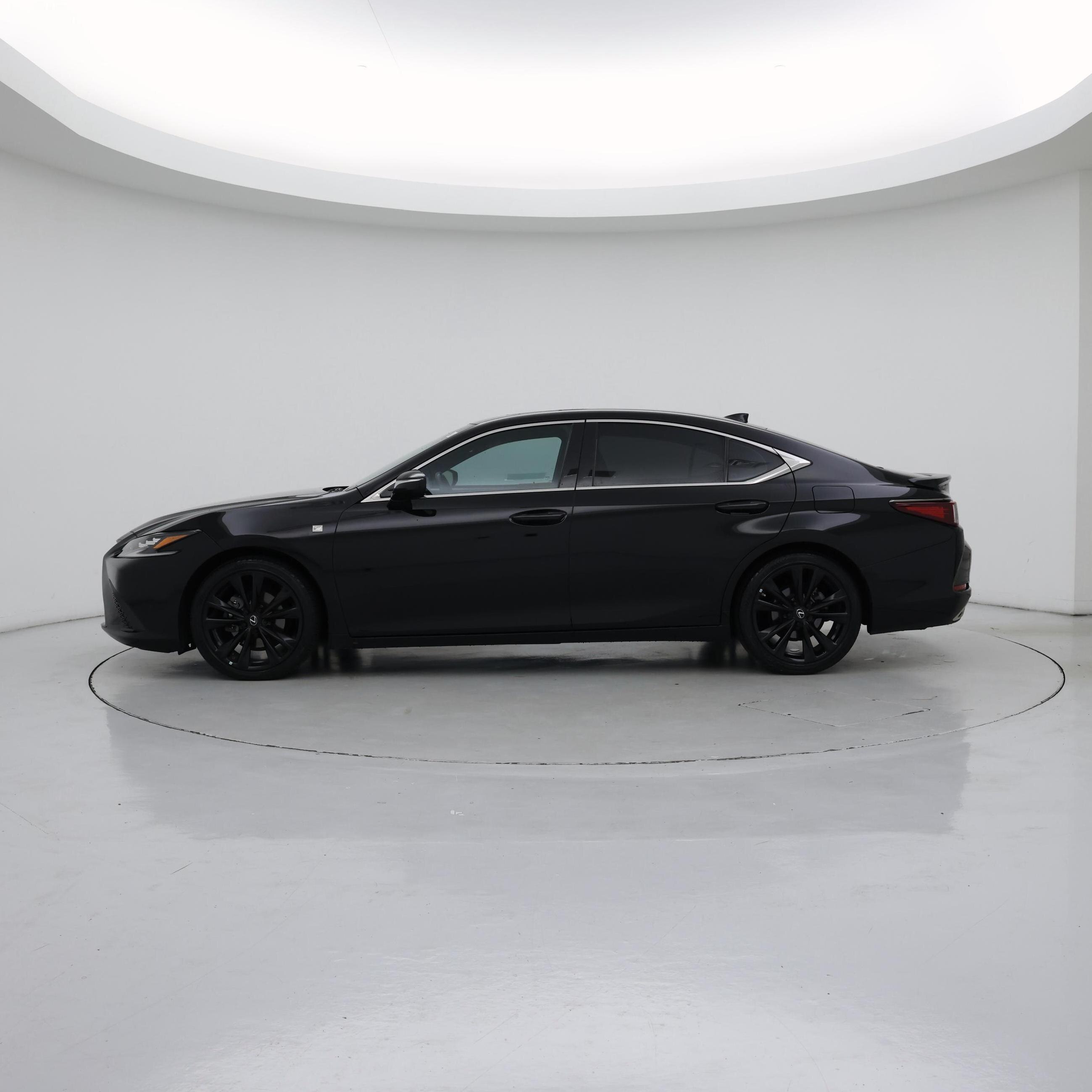Thumbnail: 2022 Lexus ES - 3