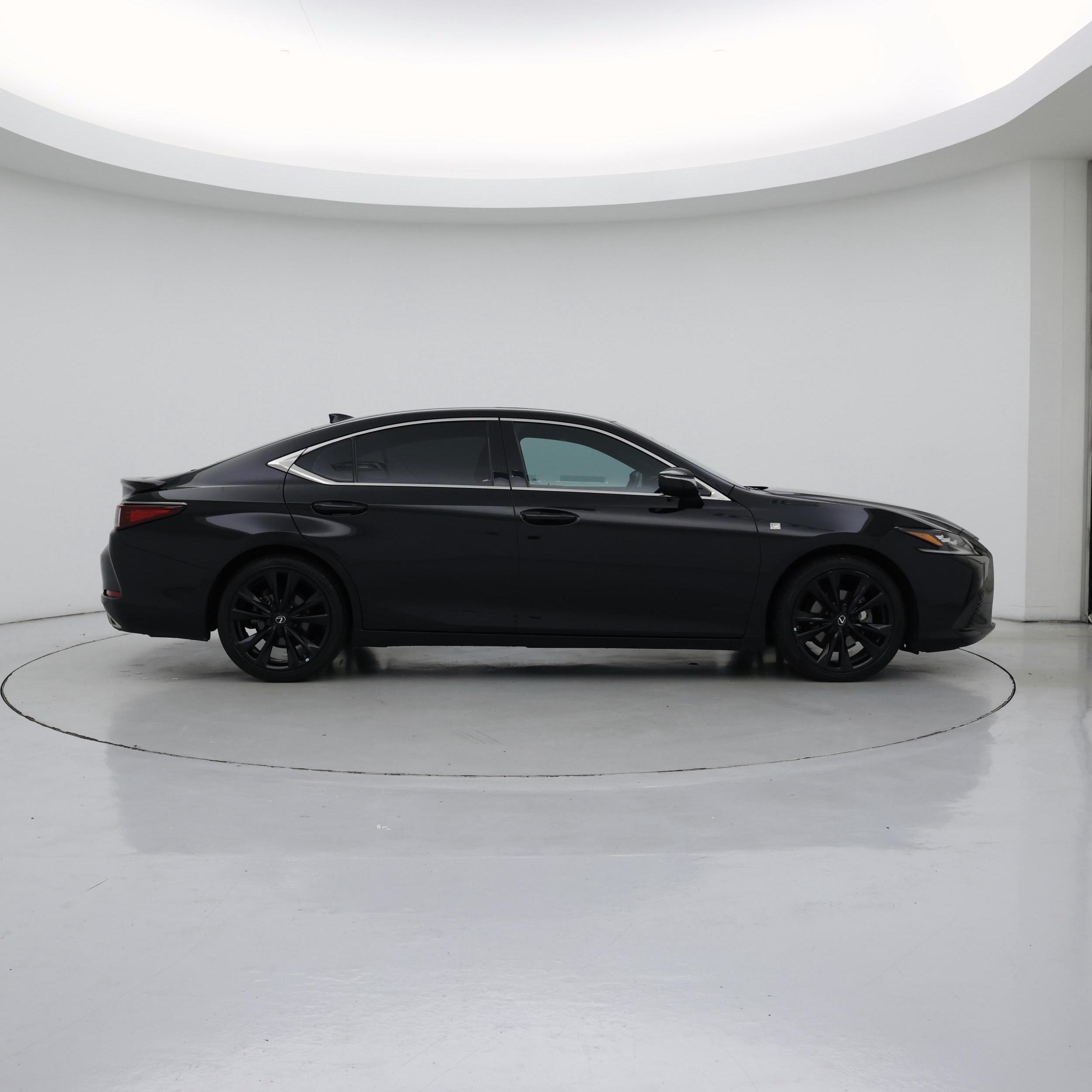 Thumbnail: 2022 Lexus ES - 7