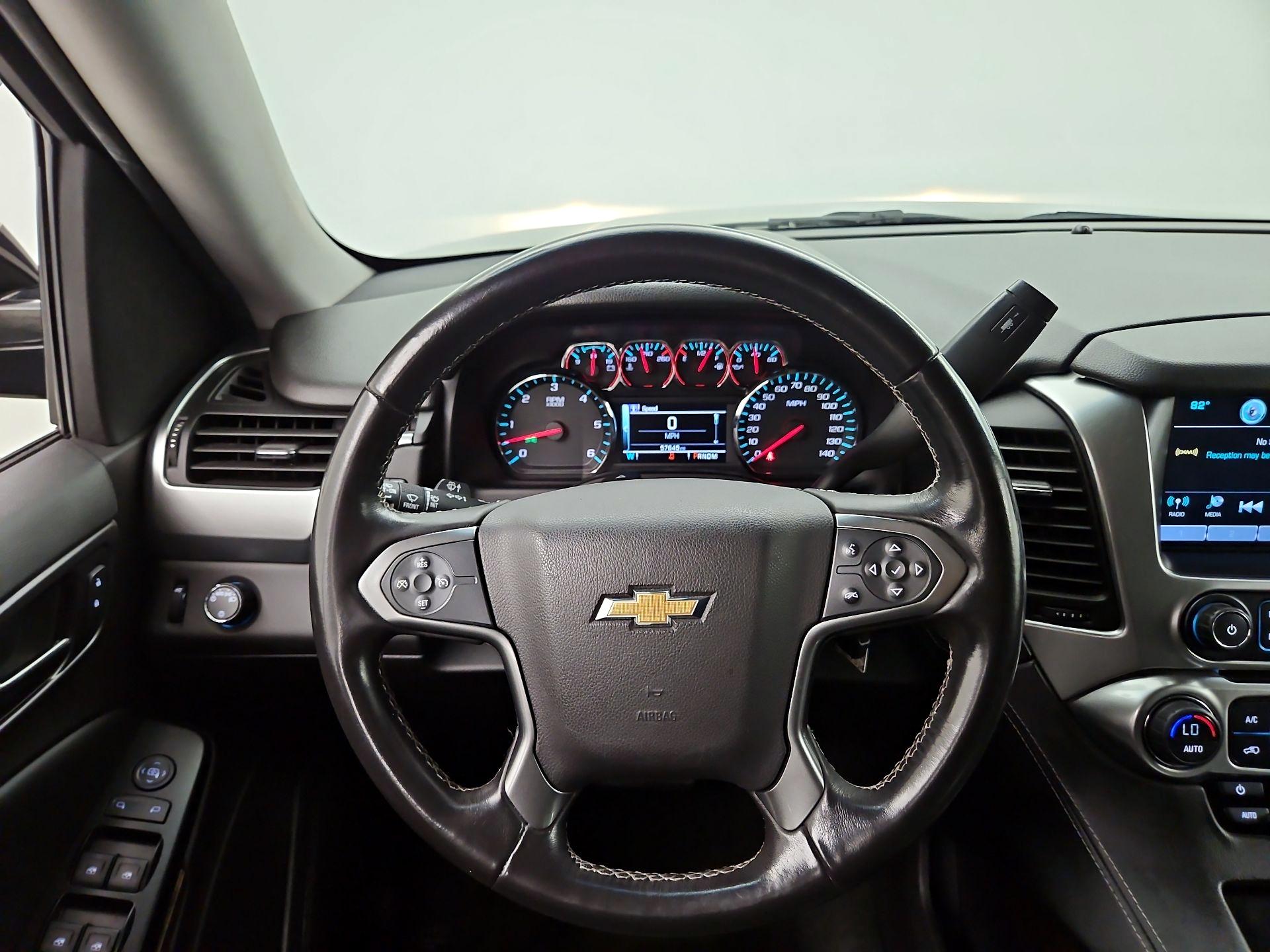 Thumbnail: 2016 Chevrolet Suburban - 10