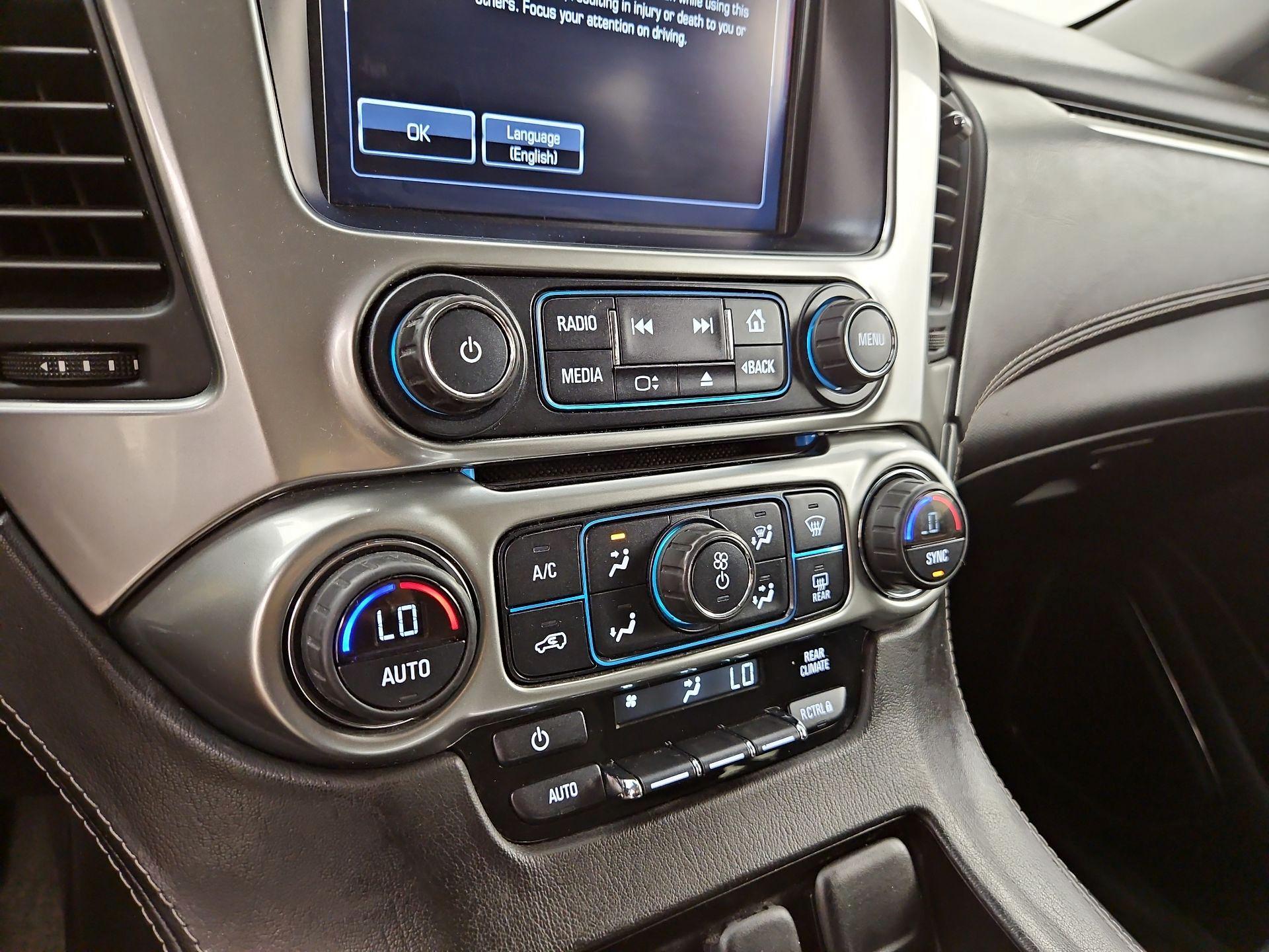 Thumbnail: 2016 Chevrolet Suburban - 16