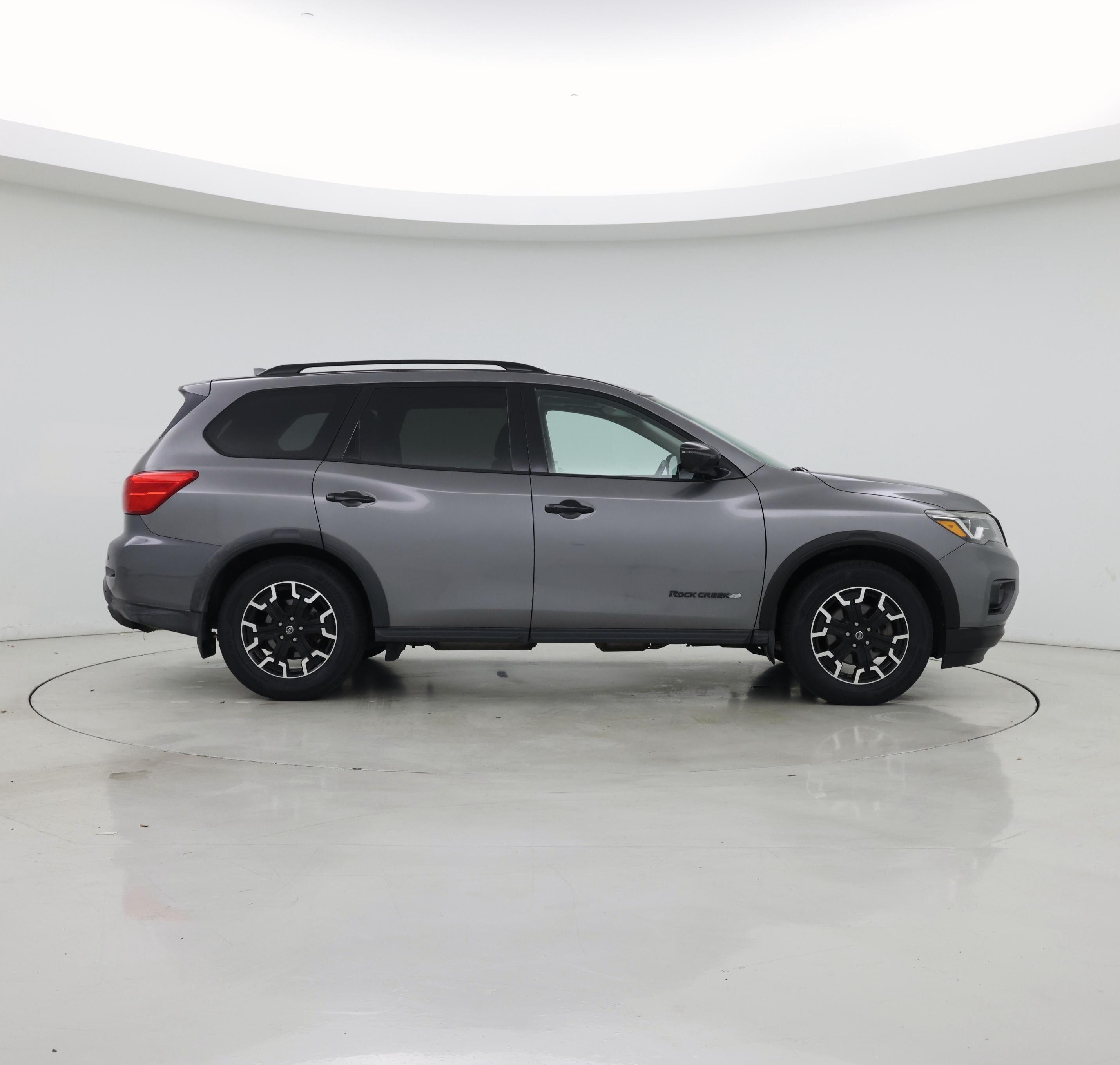 Thumbnail: 2020 Nissan Pathfinder - 7