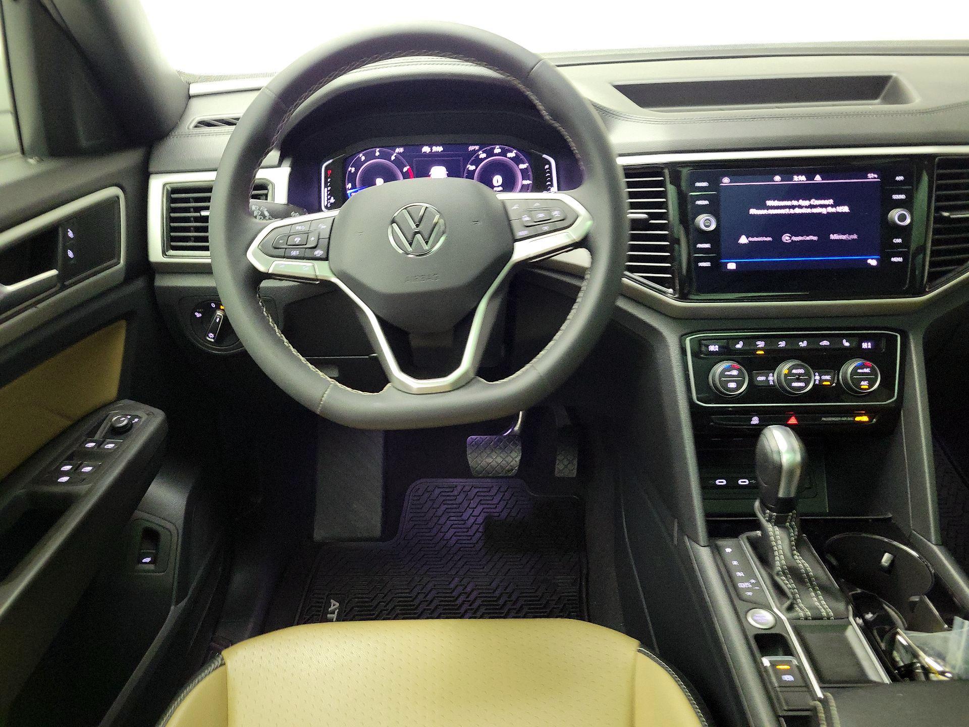 Thumbnail: 2022 Volkswagen Atlas - 10