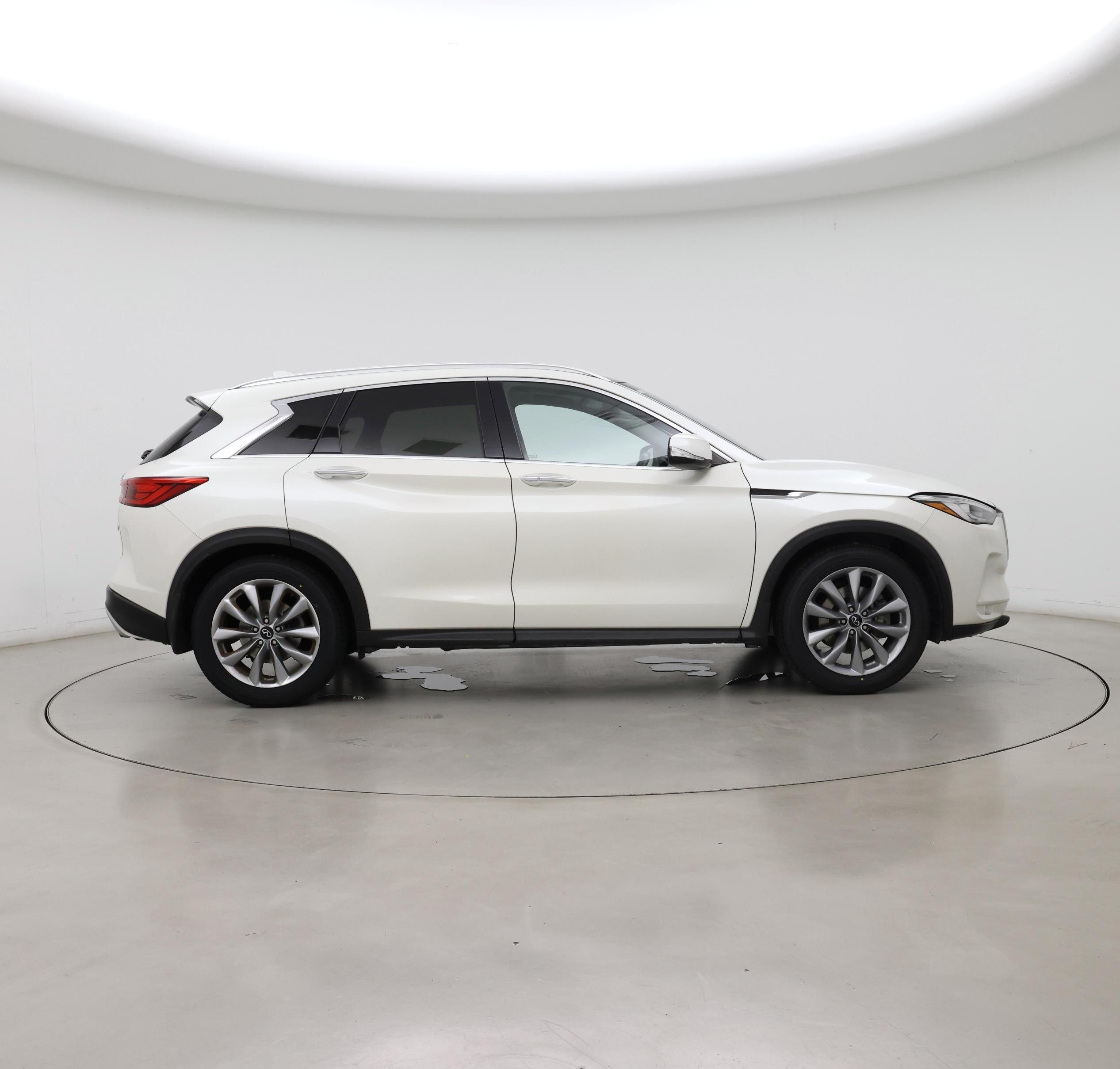 Thumbnail: 2021 INFINITI QX50 - 7