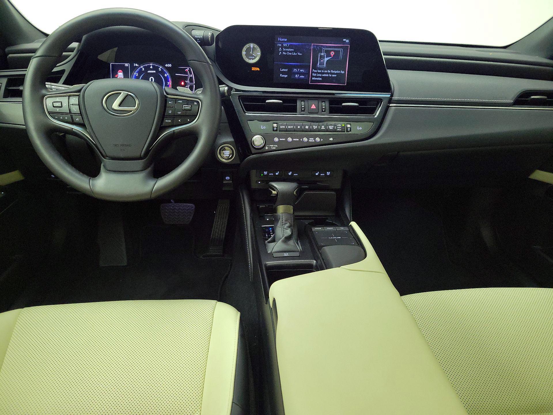 Thumbnail: 2022 Lexus ES - 9