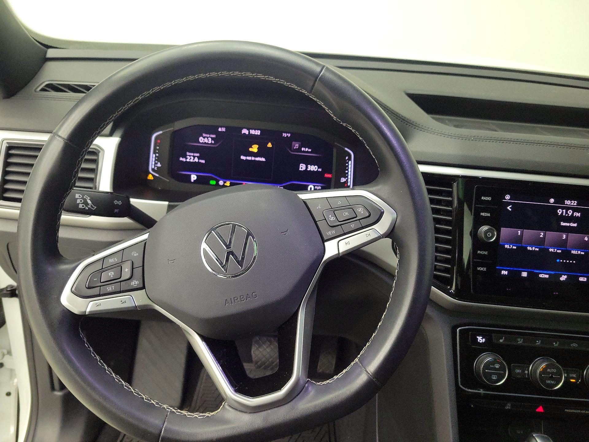Thumbnail: 2022 Volkswagen Atlas - 10