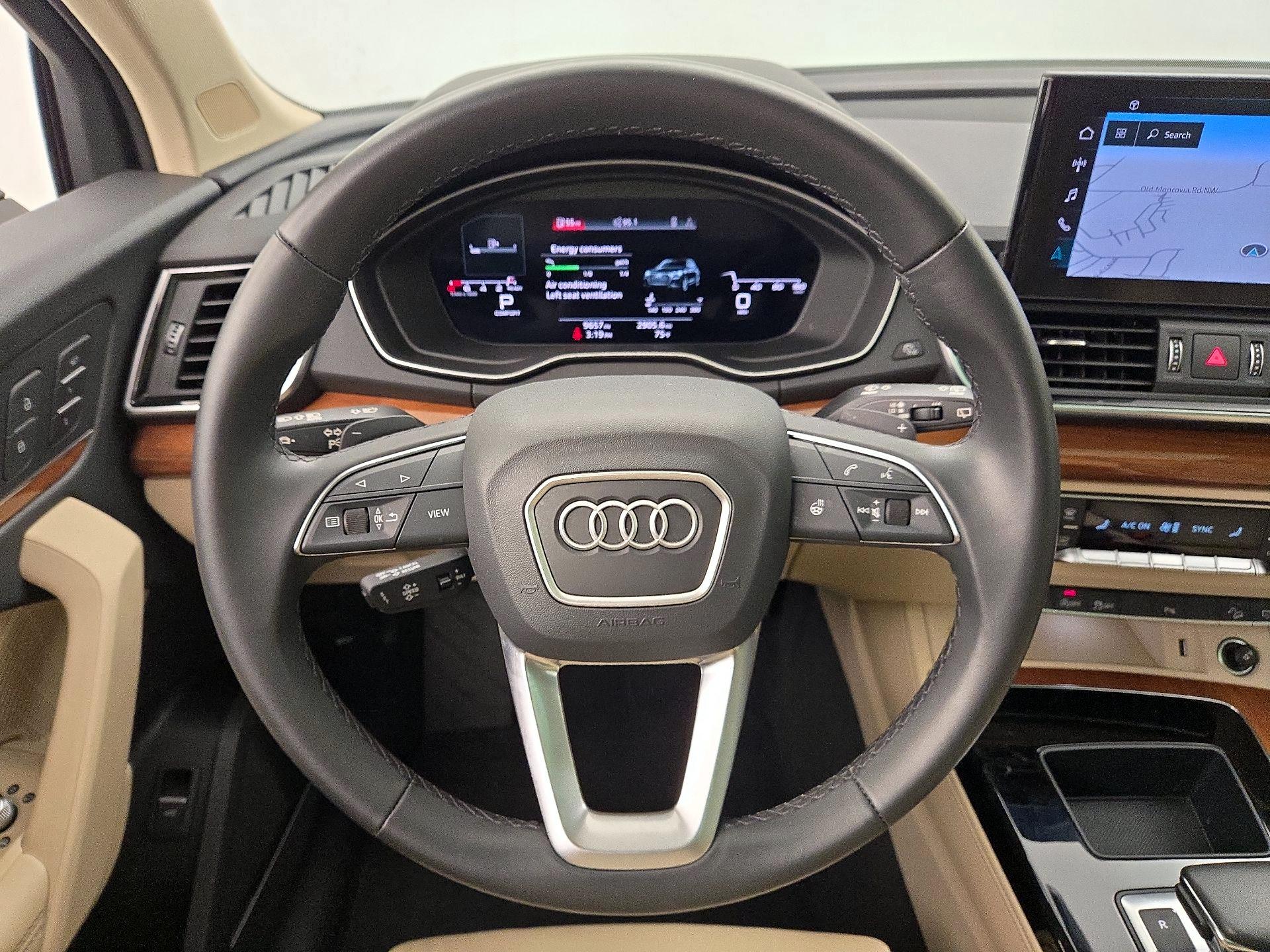 Thumbnail: 2023 Audi Q5 - 10
