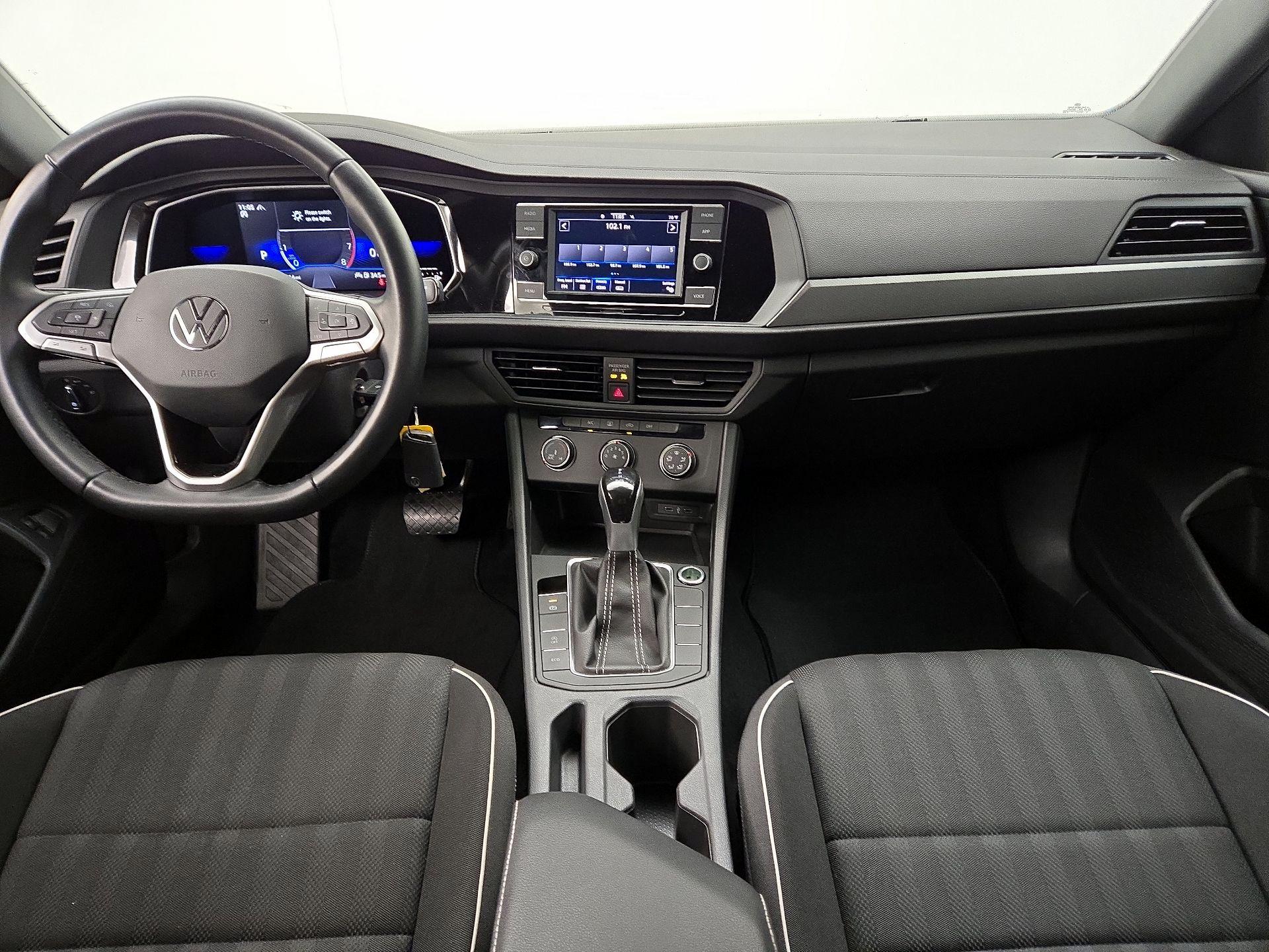 Thumbnail: 2022 Volkswagen Jetta - 9