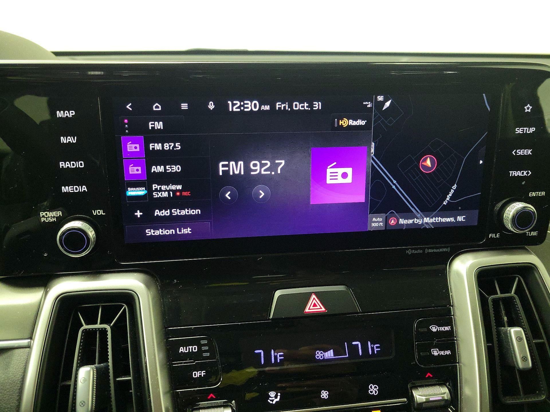 Thumbnail: 2022 Kia Sorento - 16