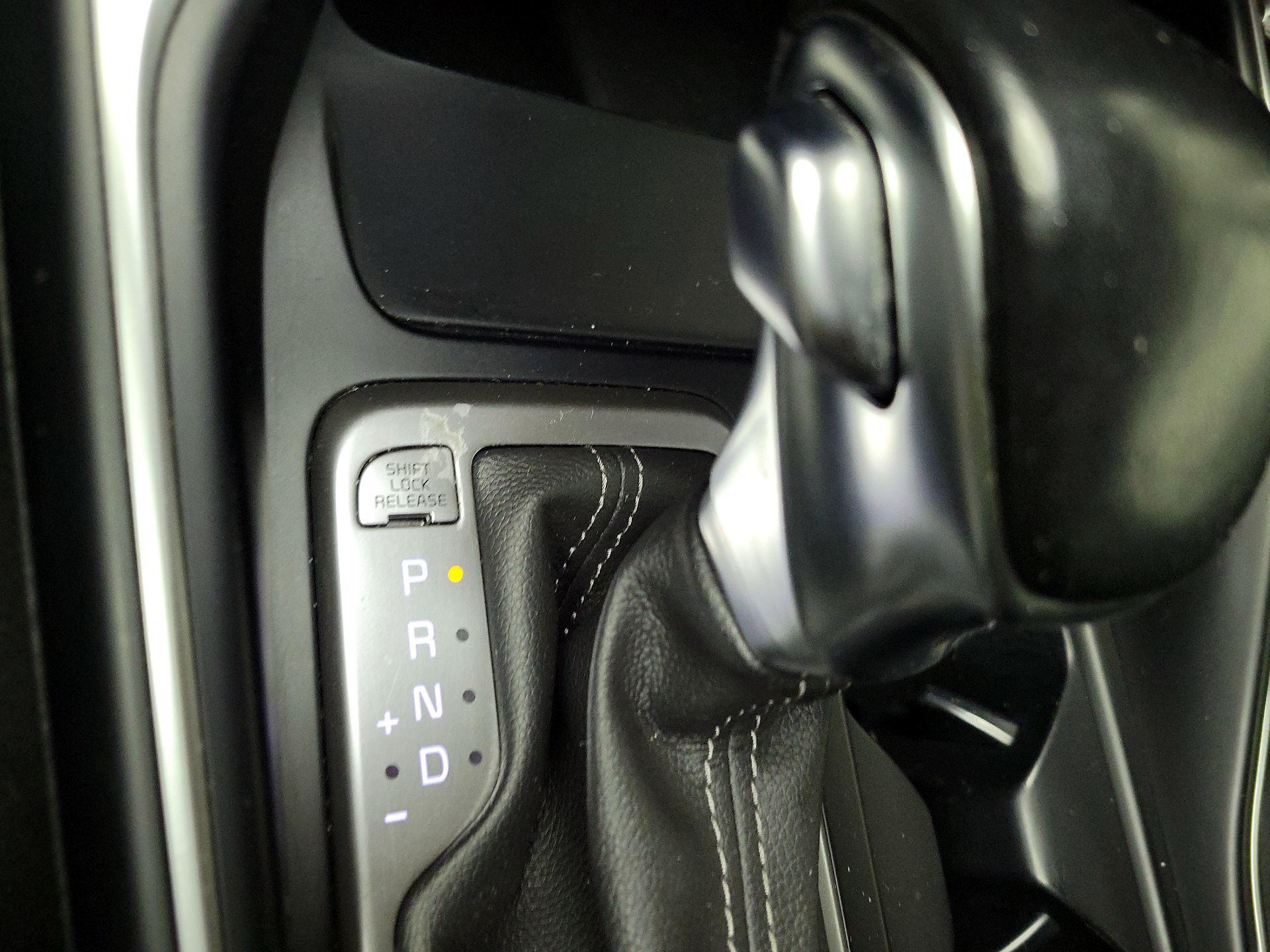 Thumbnail: 2022 Kia Sorento - 18