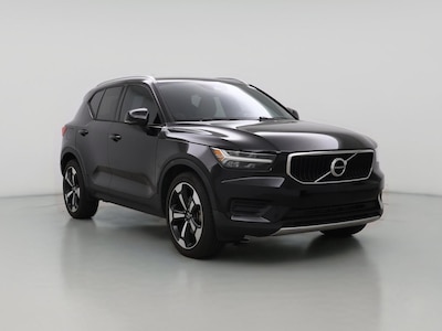 Black 2020 Volvo XC40 T5 Momentum