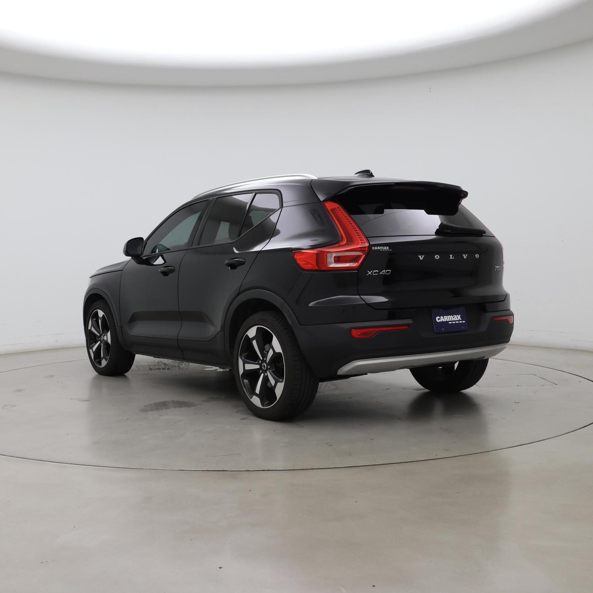 Thumbnail: 2020 Volvo XC40 - 2