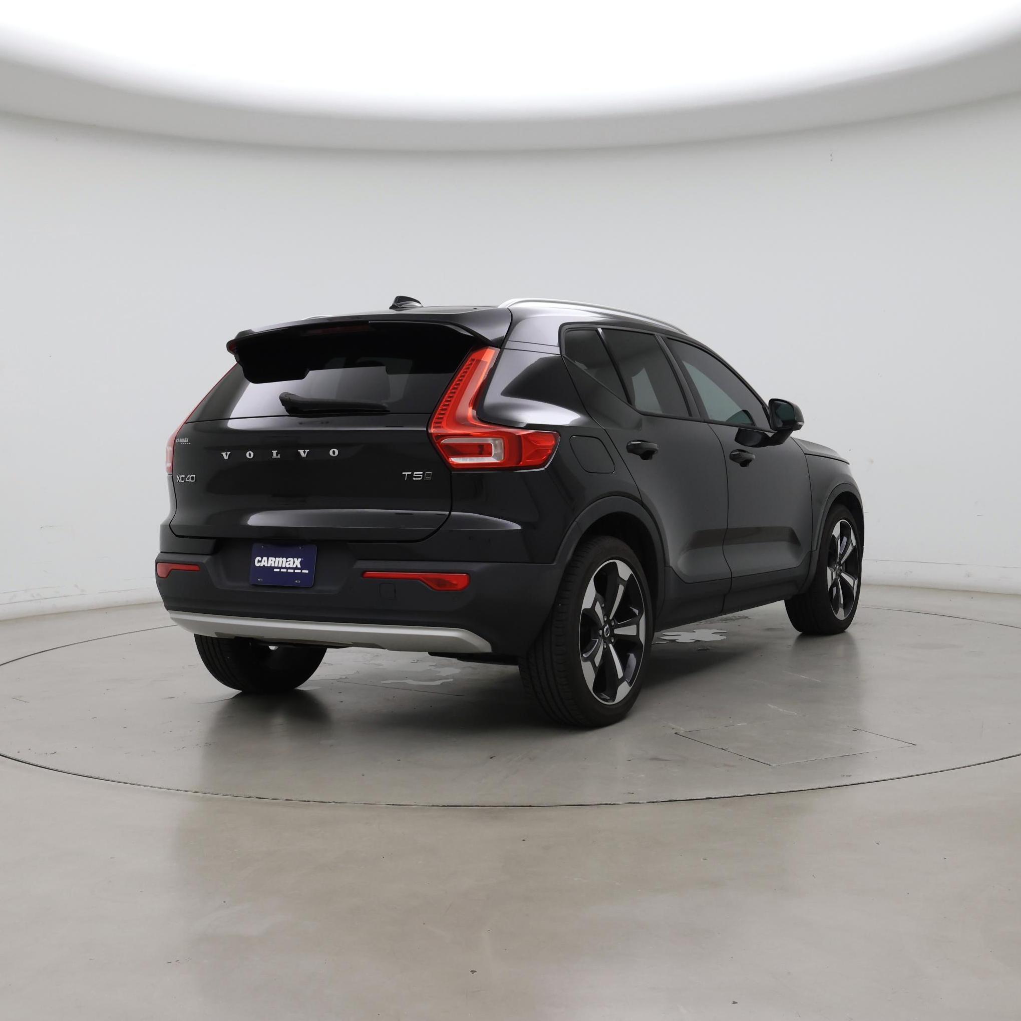 Thumbnail: 2020 Volvo XC40 - 8