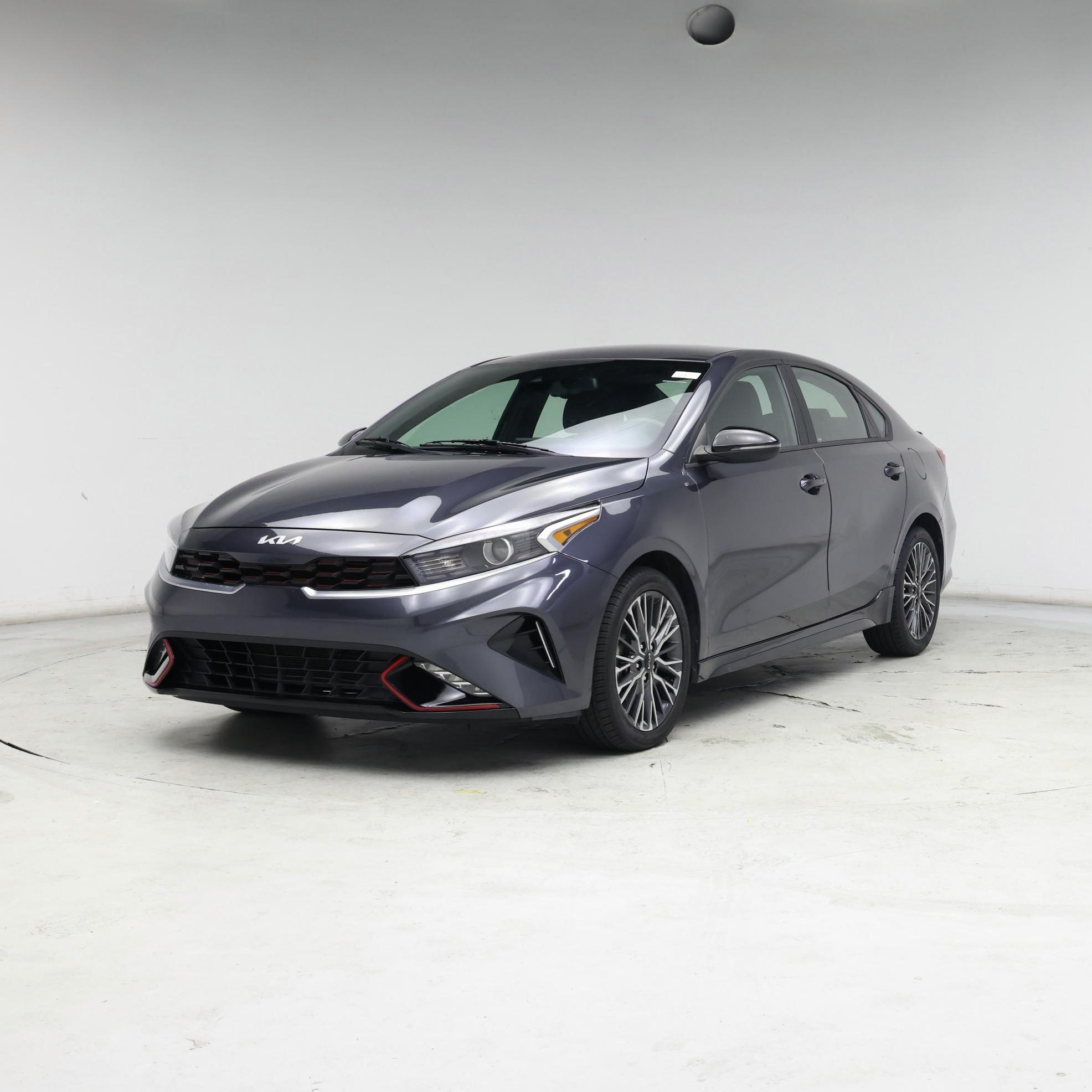 Thumbnail: 2023 Kia Forte - 4