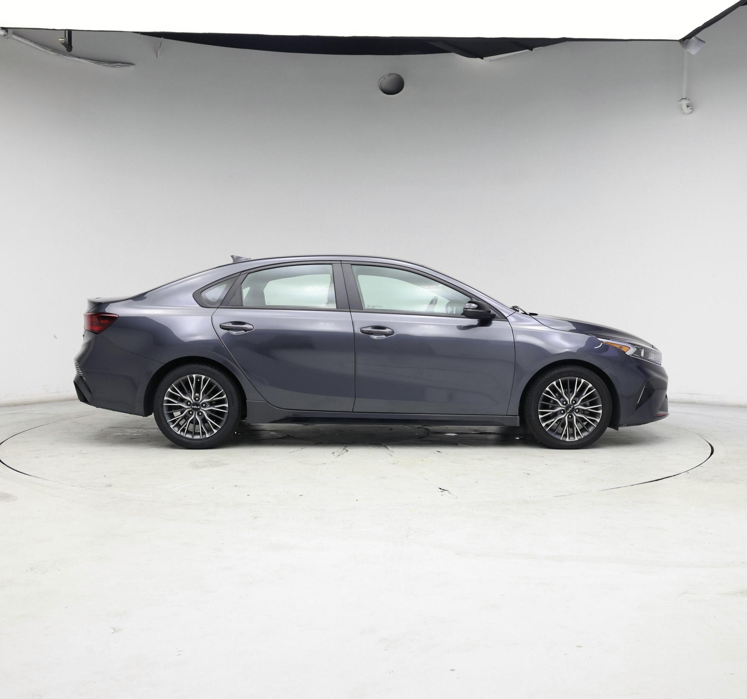 Thumbnail: 2023 Kia Forte - 7