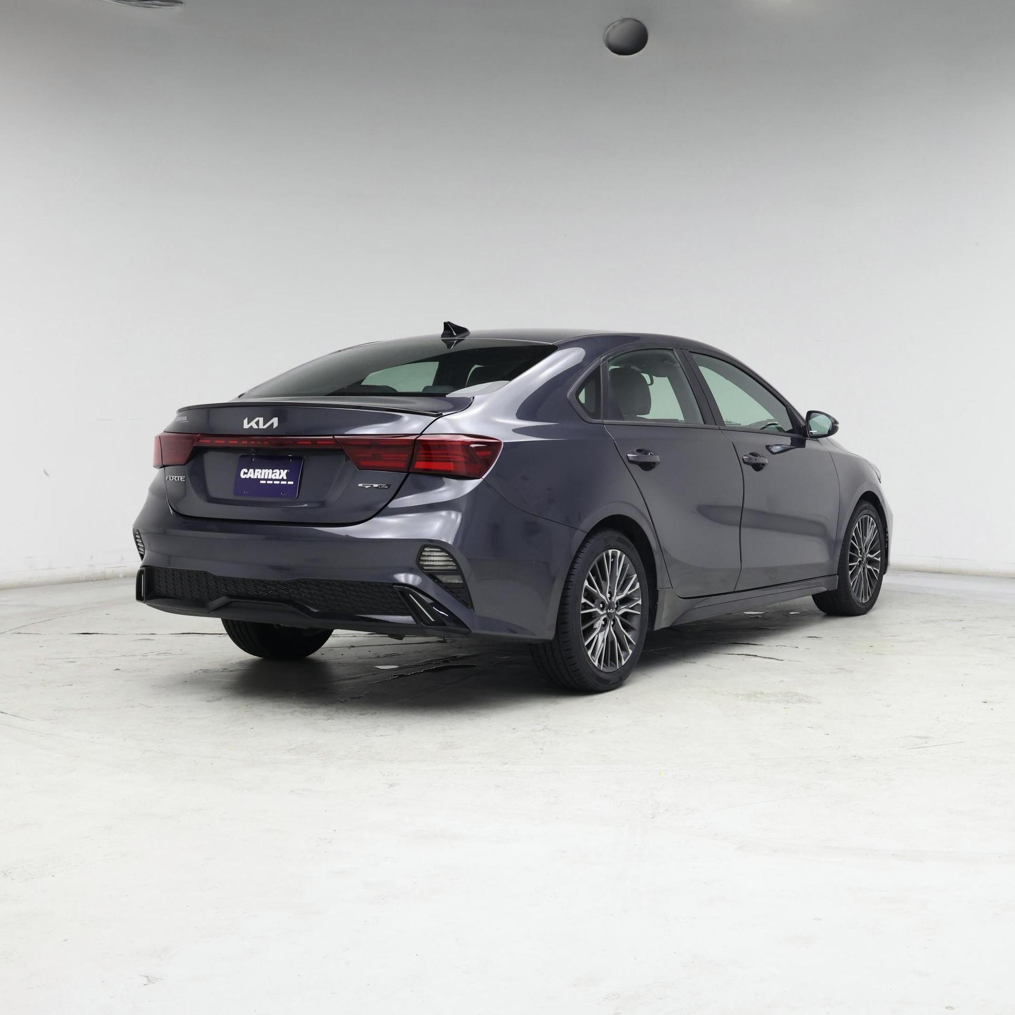 Thumbnail: 2023 Kia Forte - 8