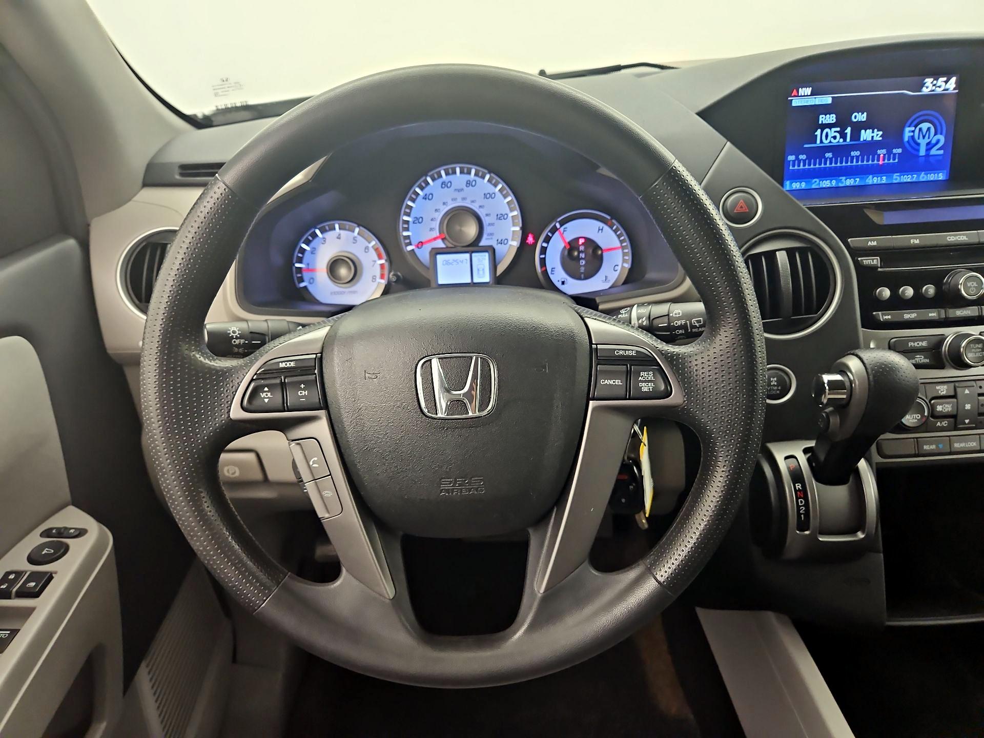 Thumbnail: 2013 Honda Pilot - 10