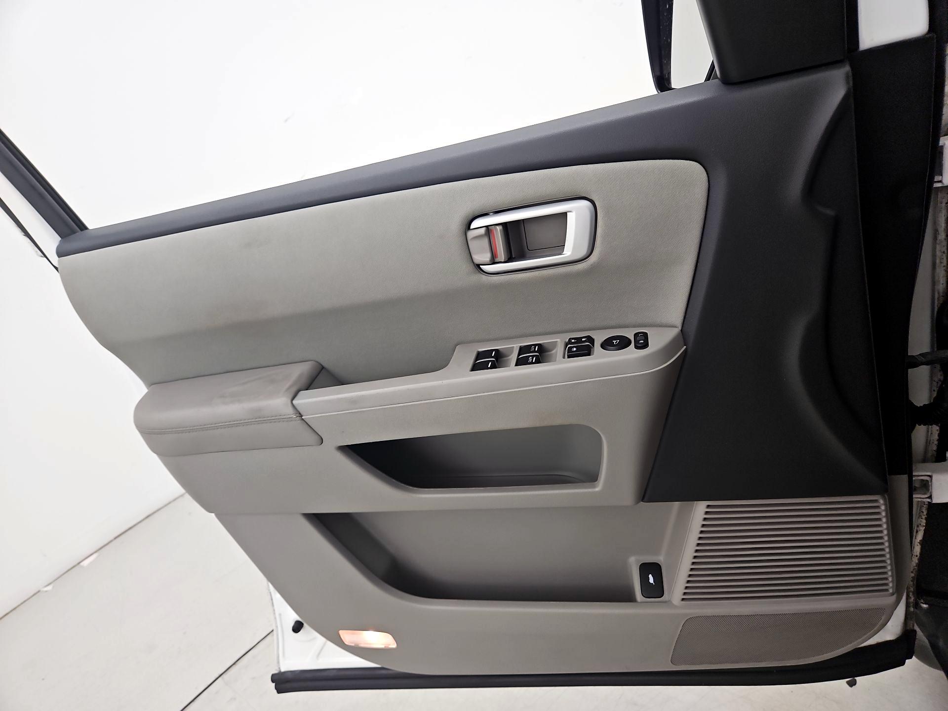 Thumbnail: 2013 Honda Pilot - 12