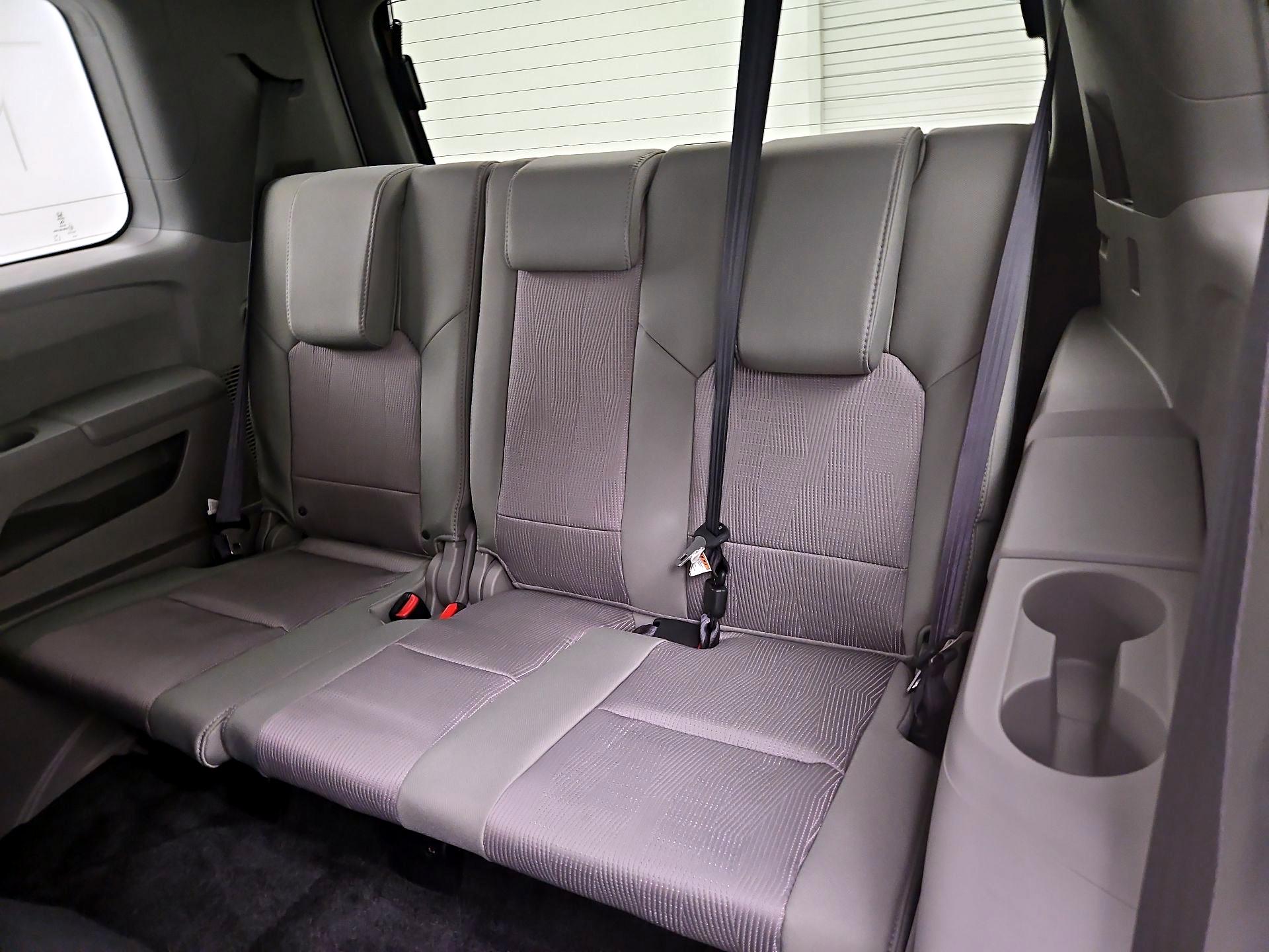 Thumbnail: 2013 Honda Pilot - 20
