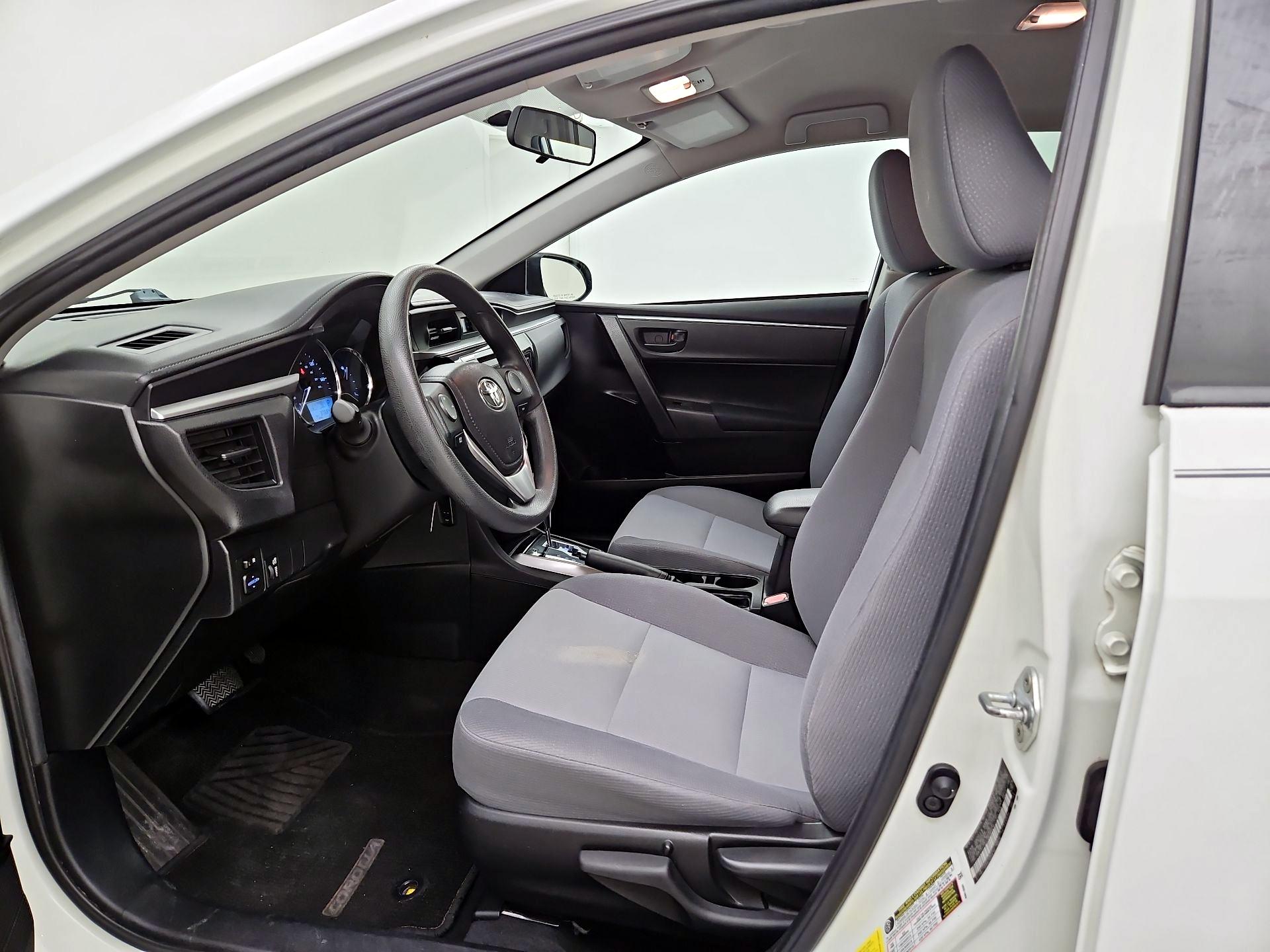 Thumbnail: 2015 Toyota Corolla - 11