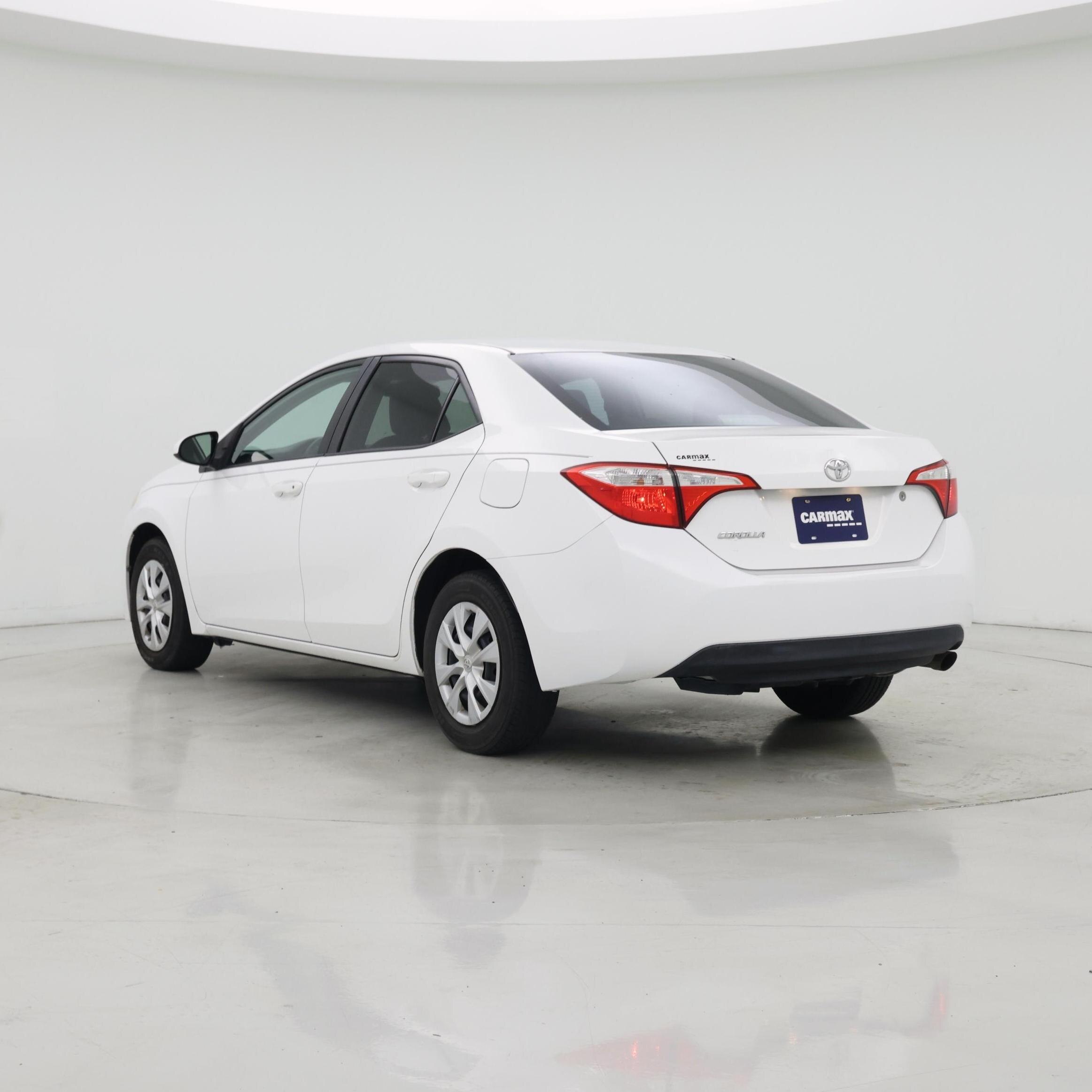 Thumbnail: 2015 Toyota Corolla - 2
