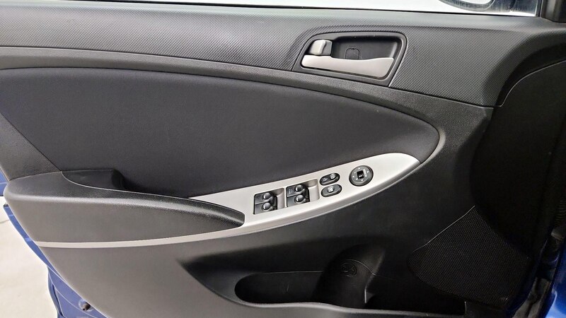 2015 Hyundai Accent GS 12