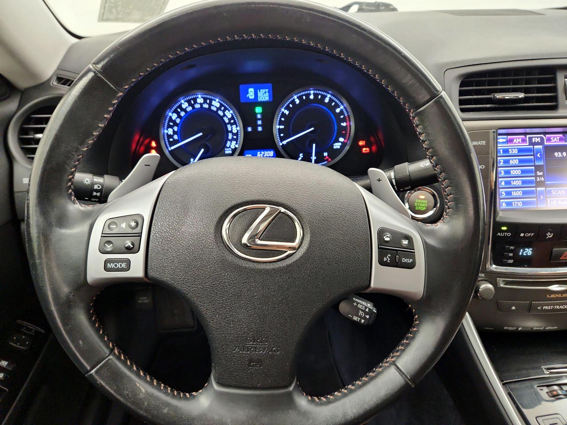 Thumbnail: 2013 Lexus IS - 10