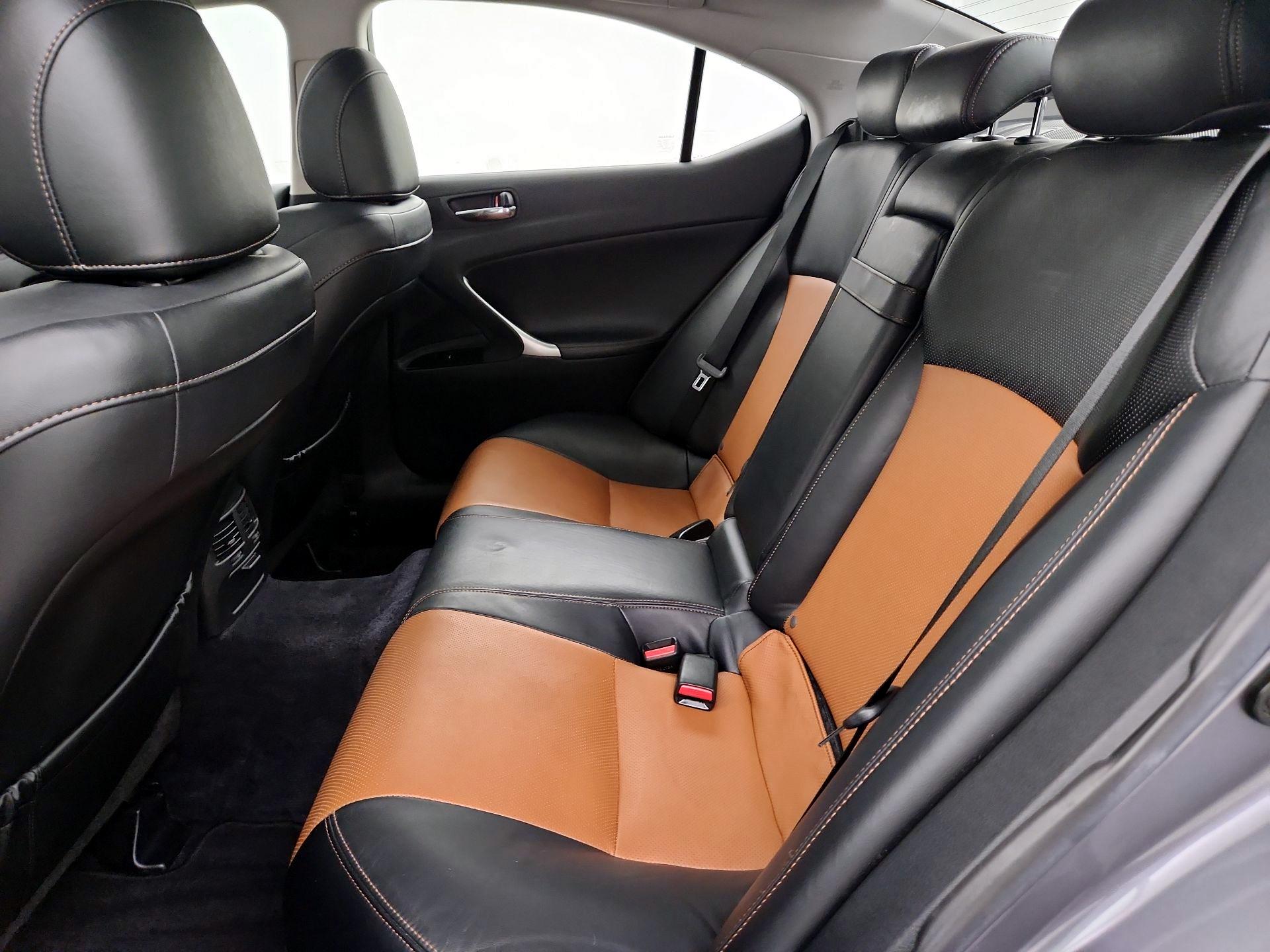 Thumbnail: 2013 Lexus IS - 20
