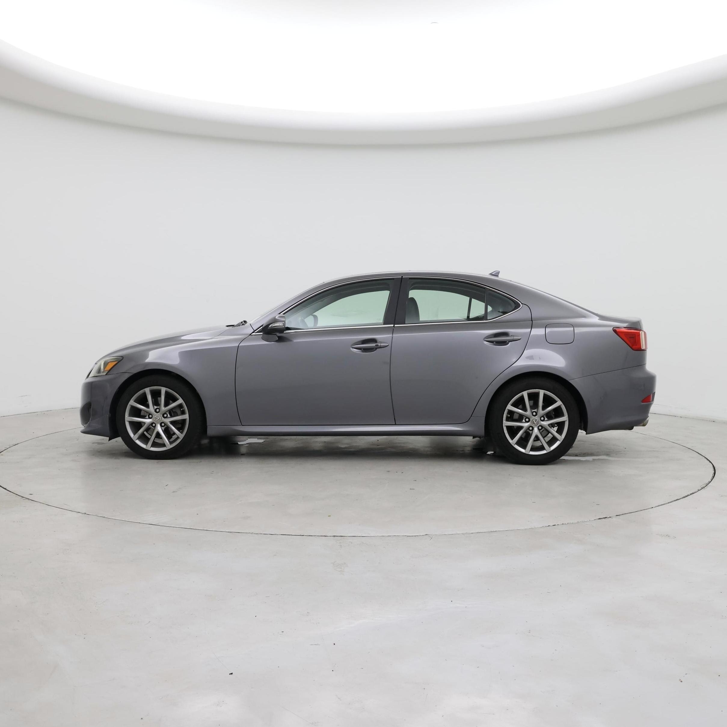 Thumbnail: 2013 Lexus IS - 3