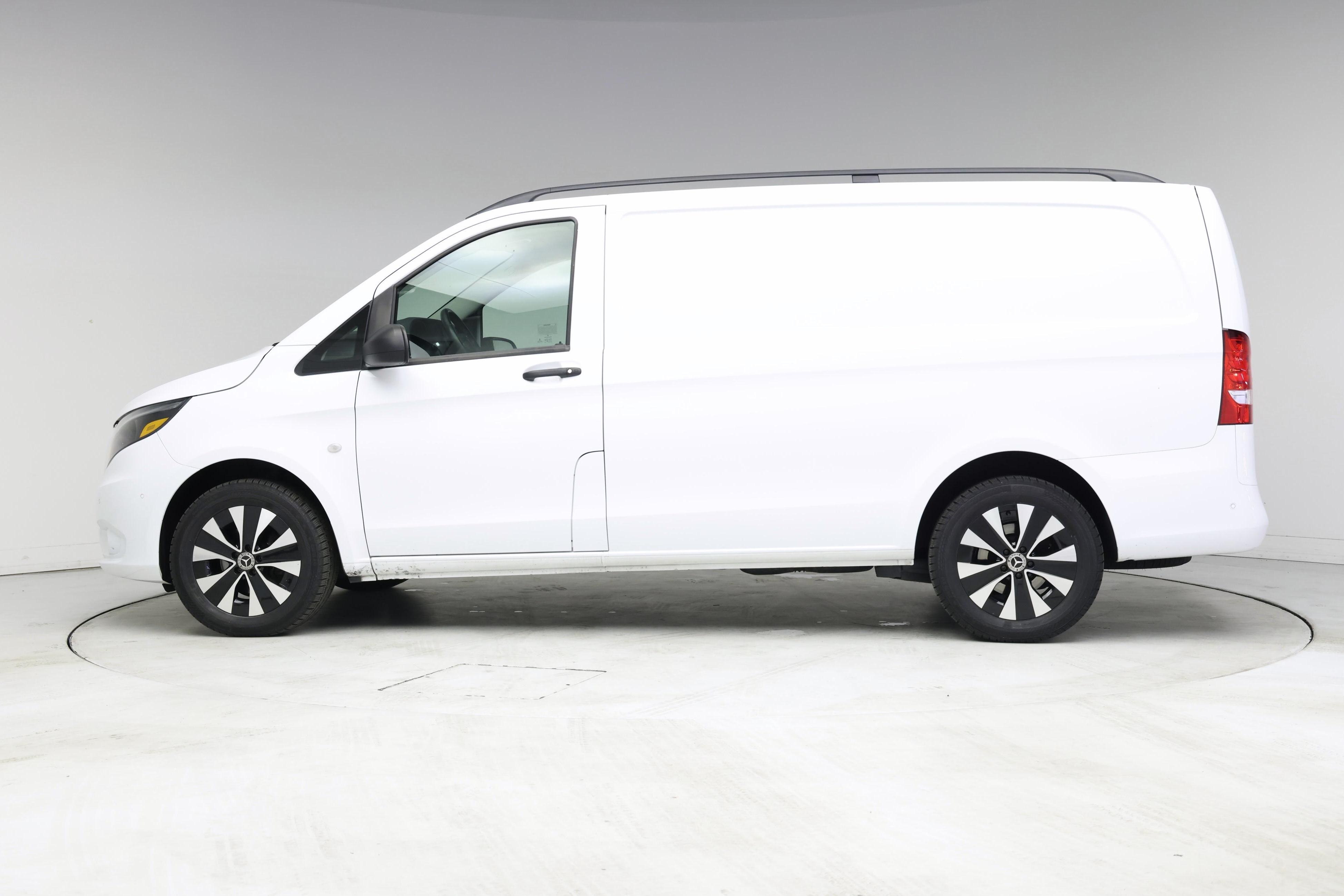 Thumbnail: 2021 Mercedes-Benz Metris - 3