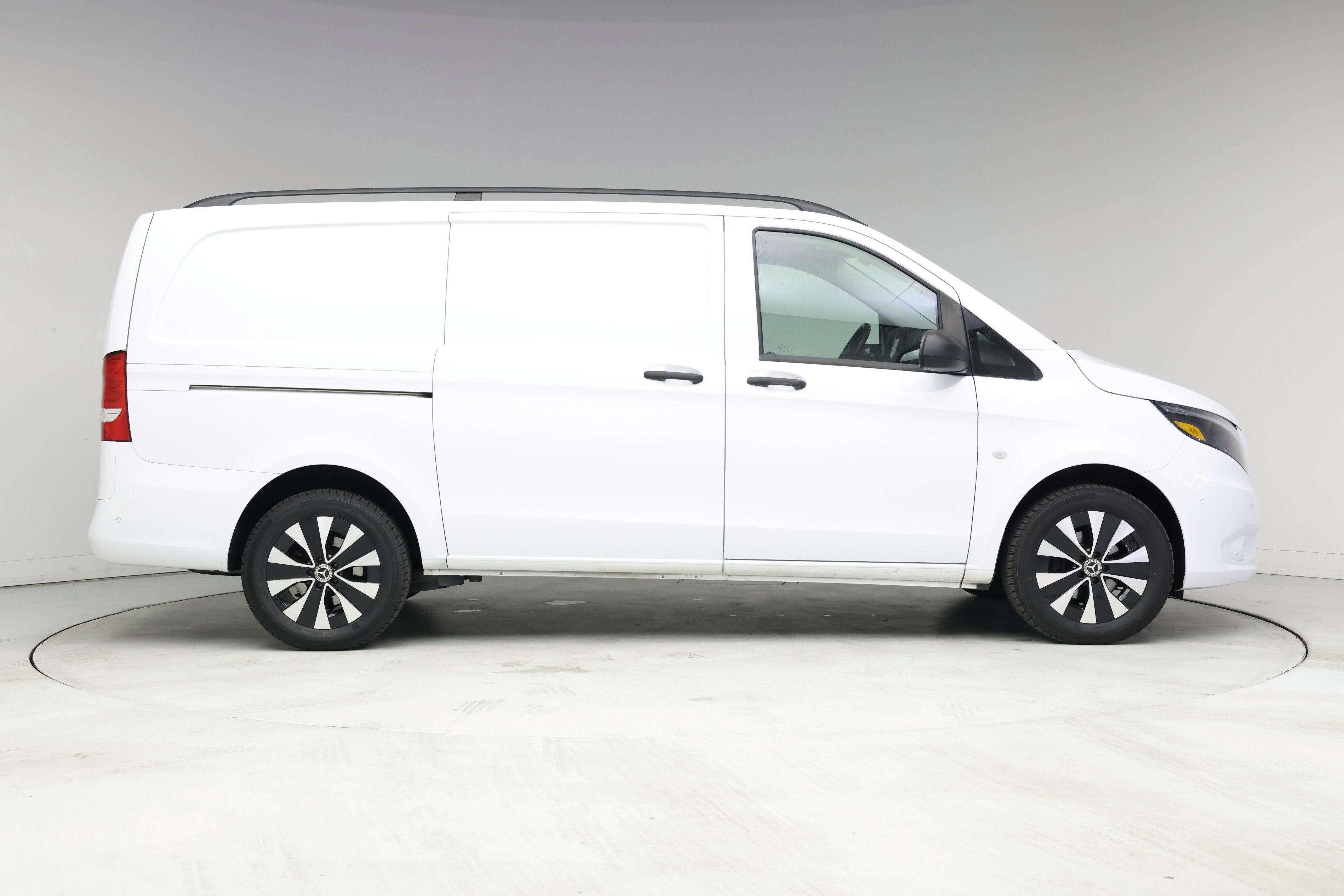 Thumbnail: 2021 Mercedes-Benz Metris - 7