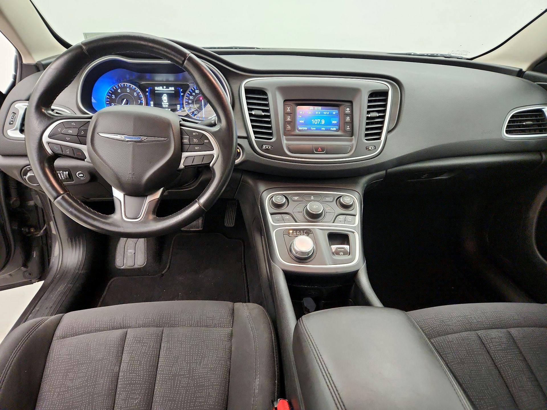 Thumbnail: 2015 Chrysler 200 - 9