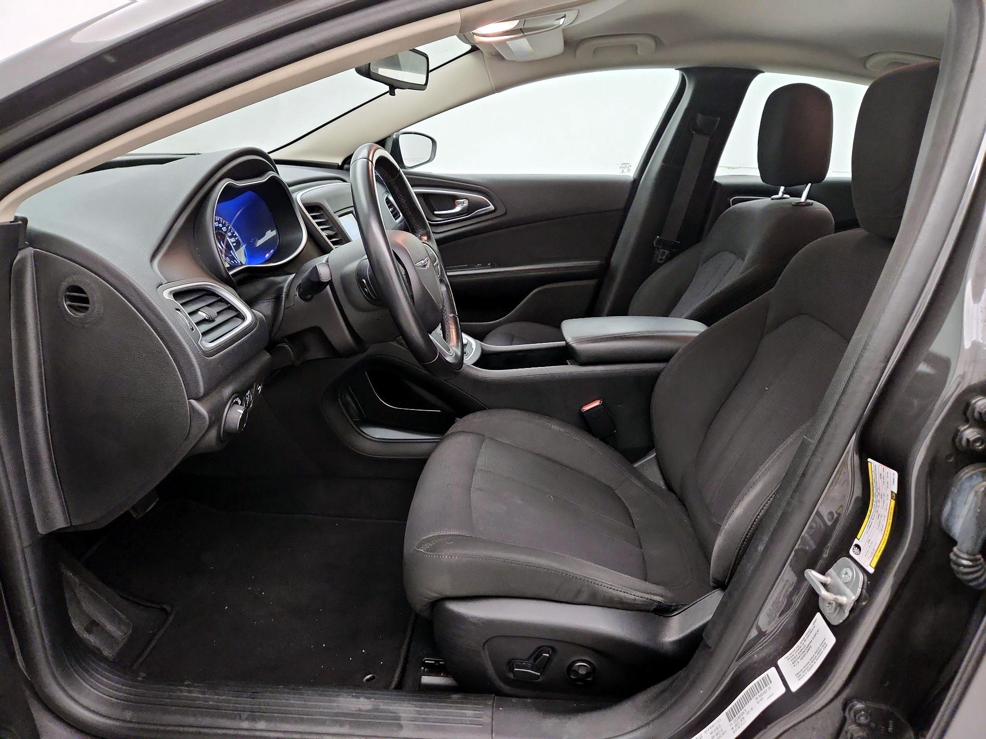 Thumbnail: 2015 Chrysler 200 - 11