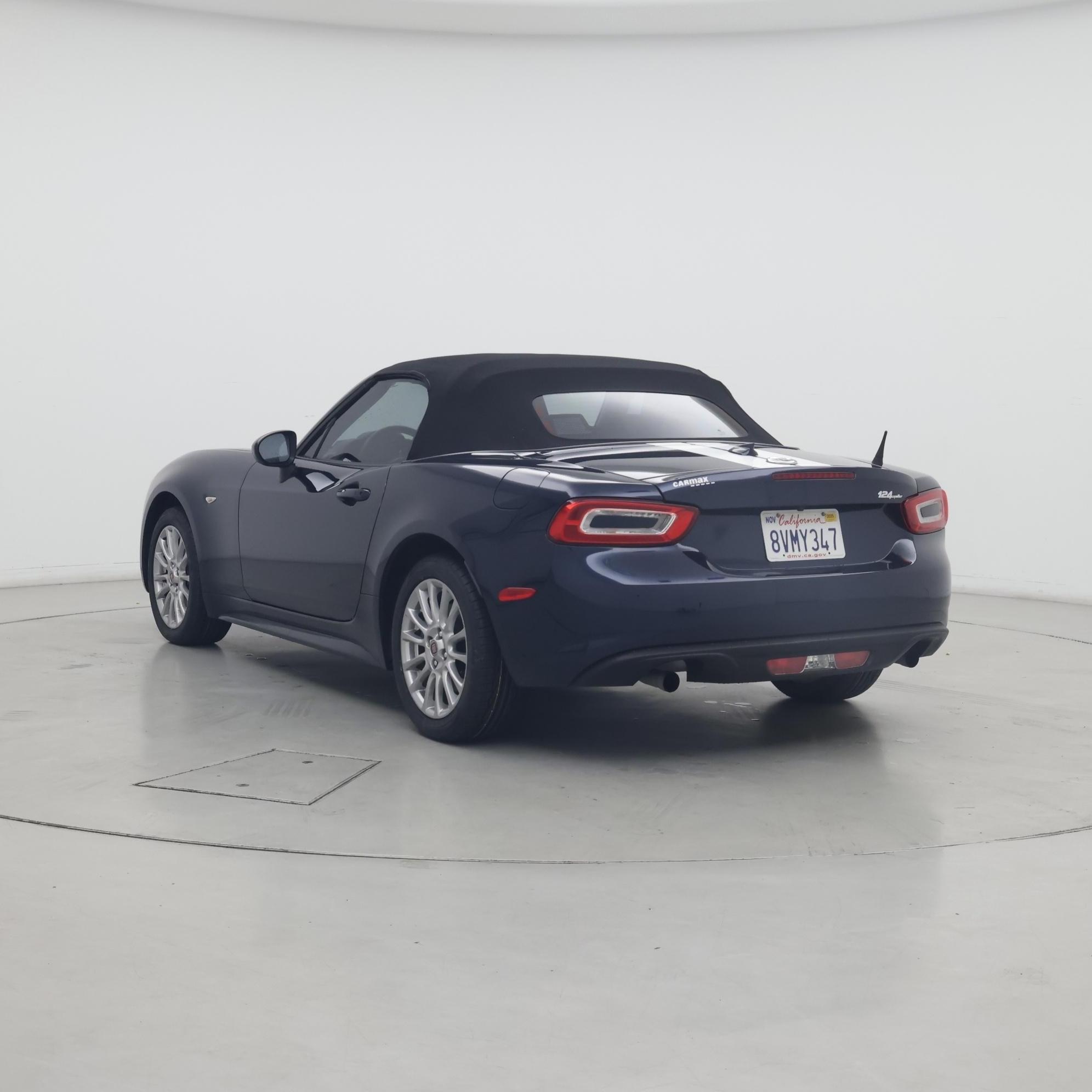 Thumbnail: 2020 Fiat 124 Spider - 2