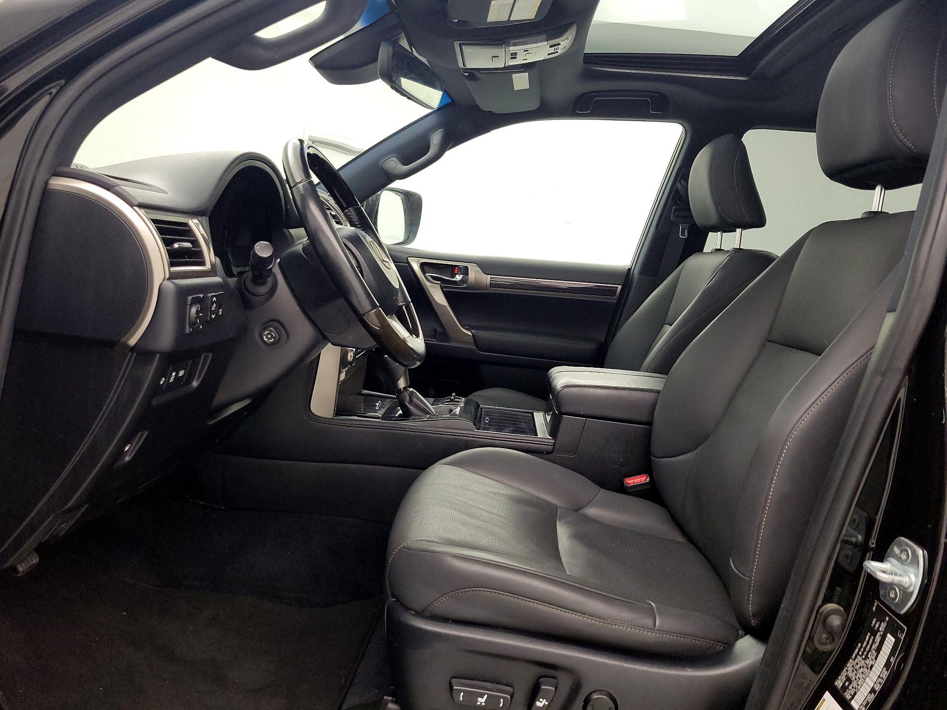 Thumbnail: 2020 Lexus GX - 11