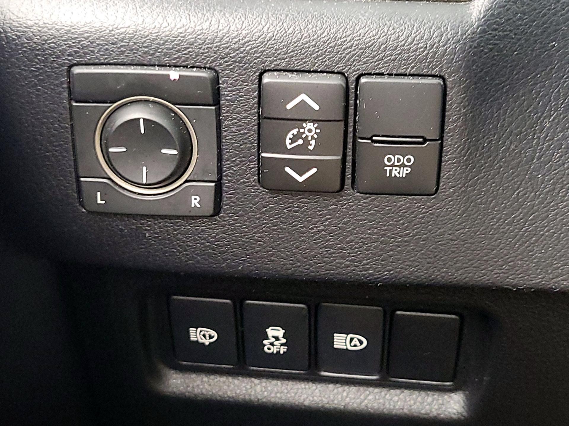 Thumbnail: 2020 Lexus GX - 13