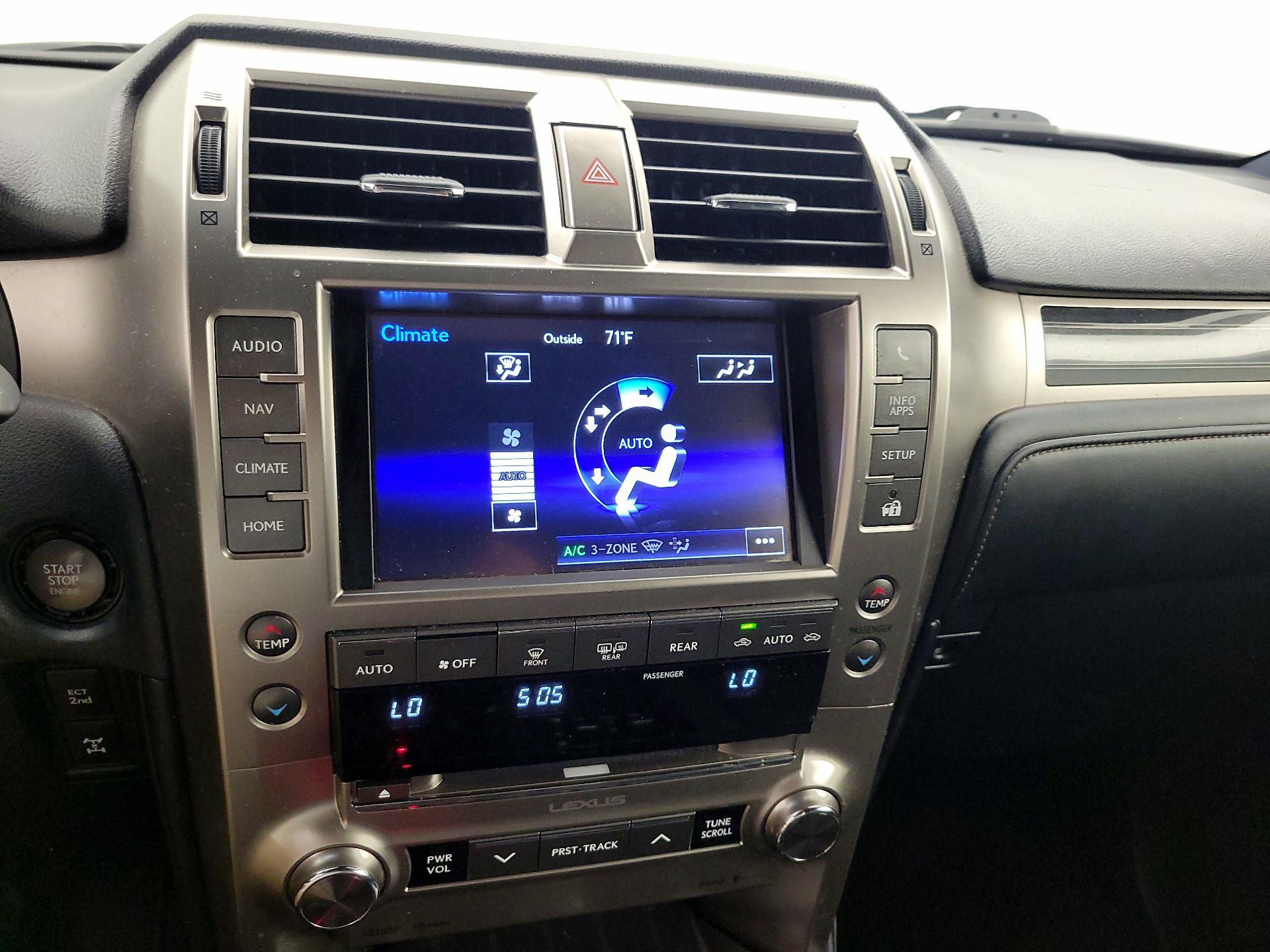 Thumbnail: 2020 Lexus GX - 17