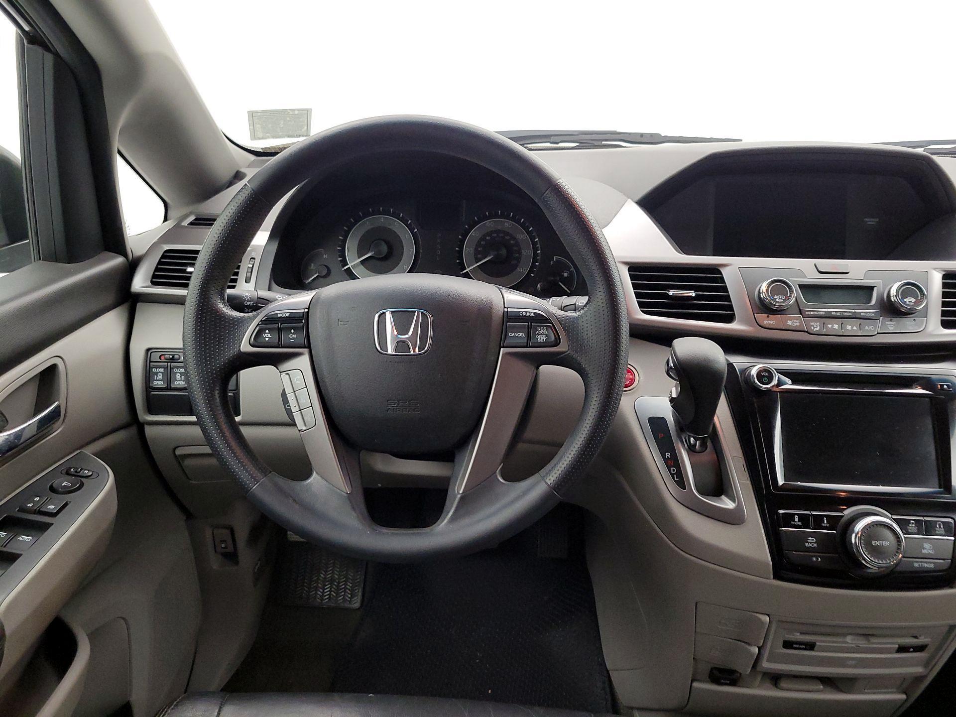 Thumbnail: 2017 Honda Odyssey - 10