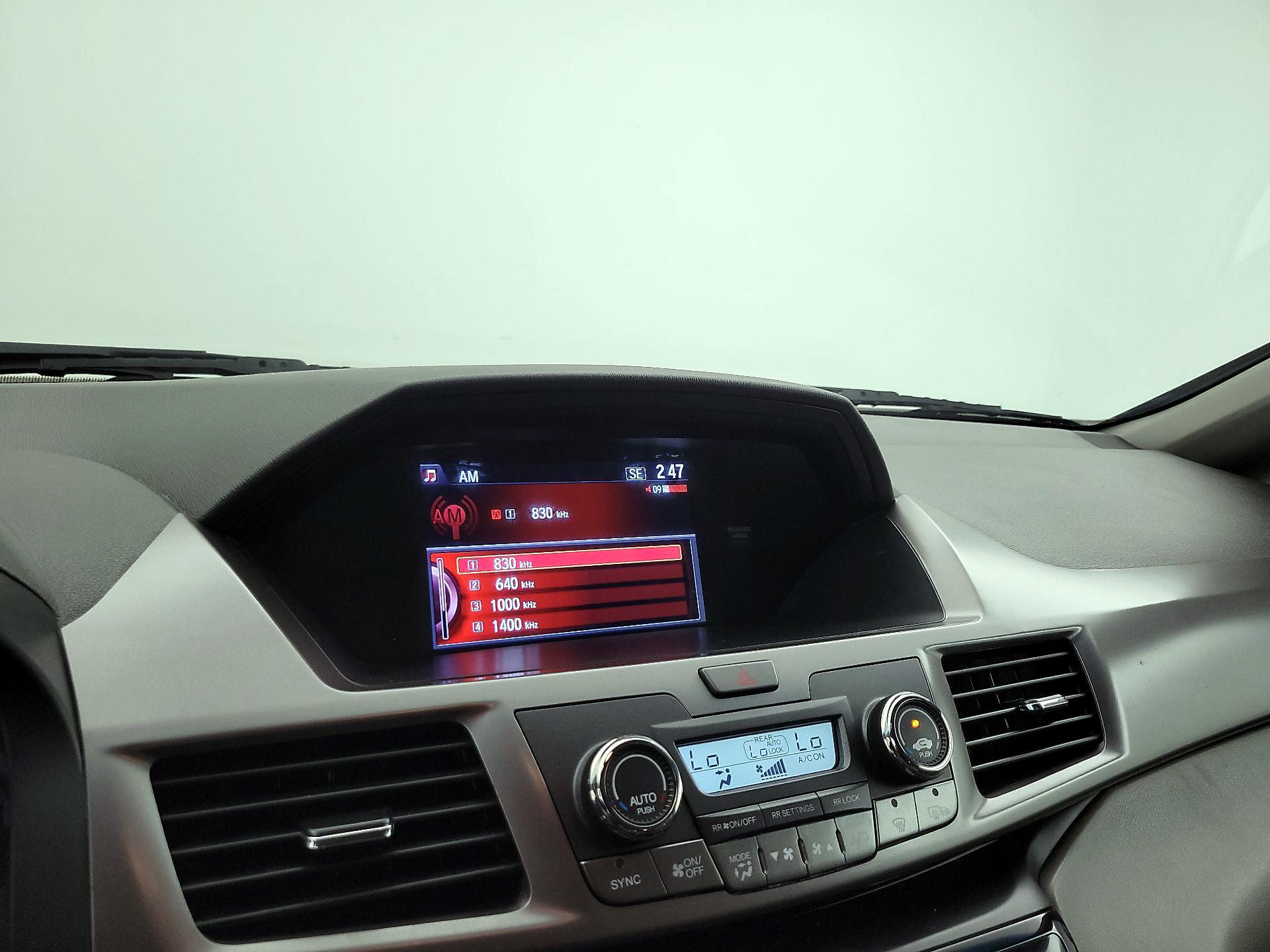 Thumbnail: 2017 Honda Odyssey - 15