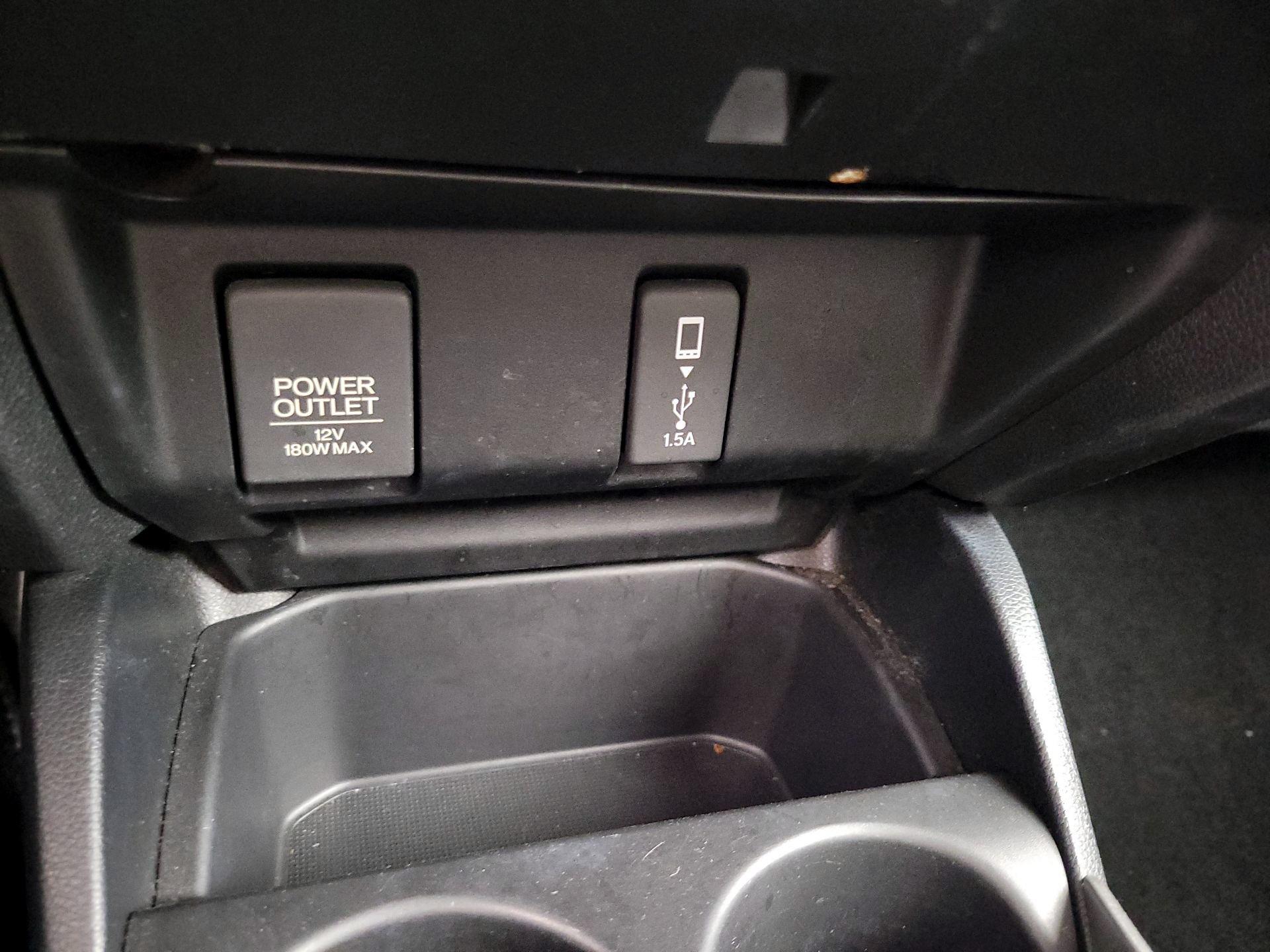 Thumbnail: 2018 Honda Fit - 18