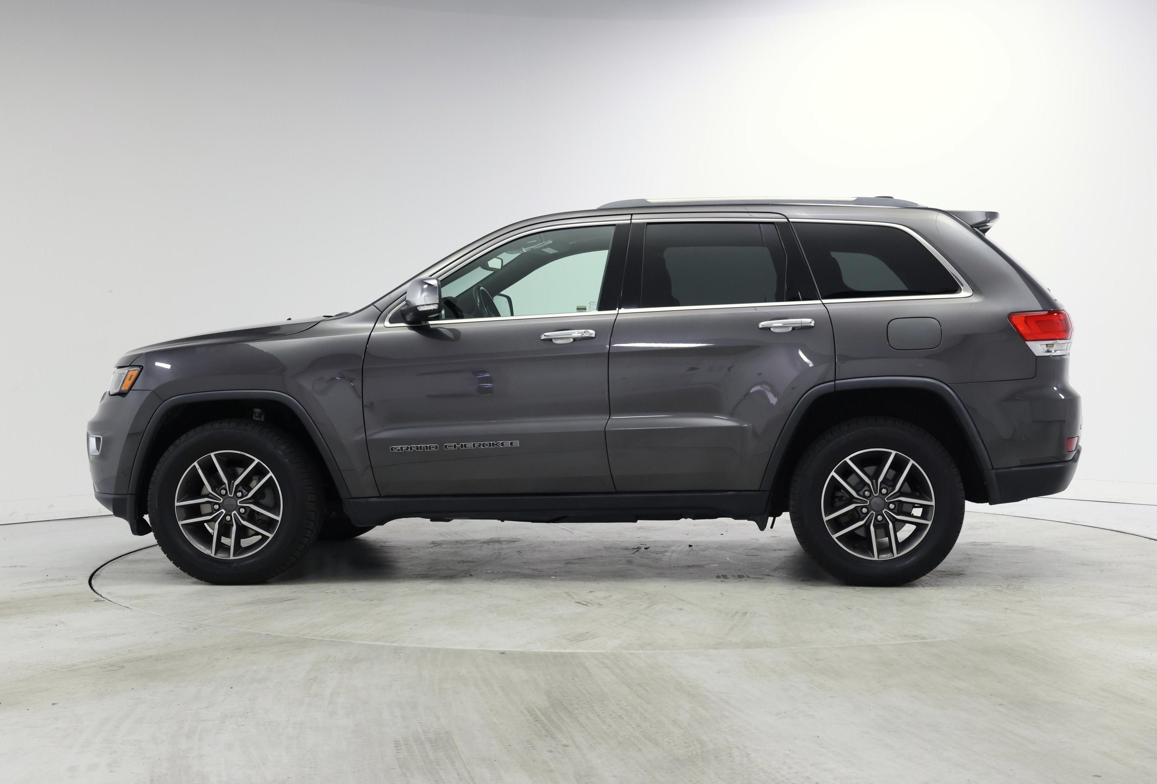 Thumbnail: 2019 Jeep Grand Cherokee - 3