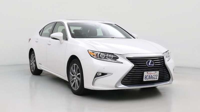 2018 Lexus ES Hybrid 300h Hero Image