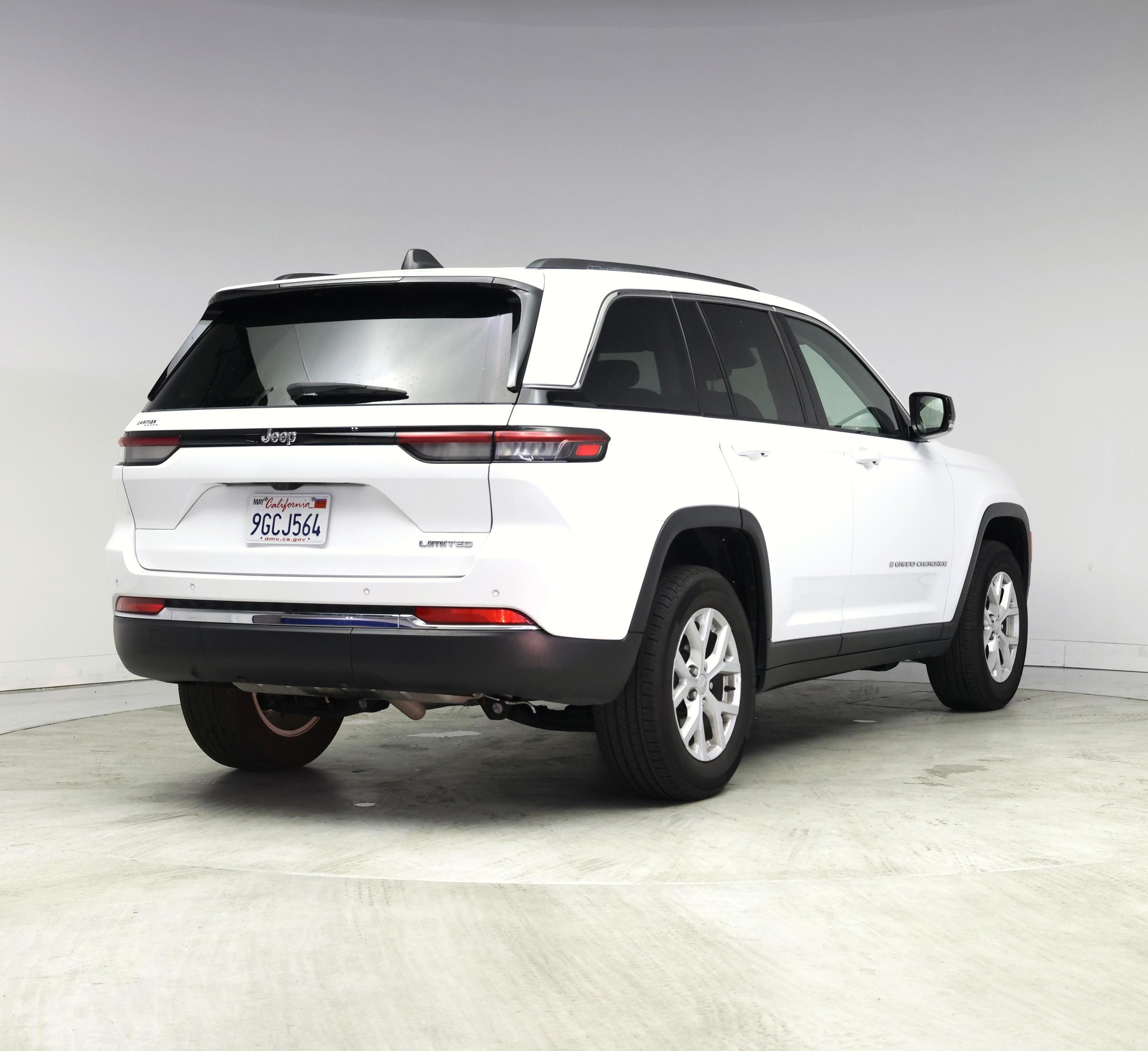 Thumbnail: 2023 Jeep Grand Cherokee - 8