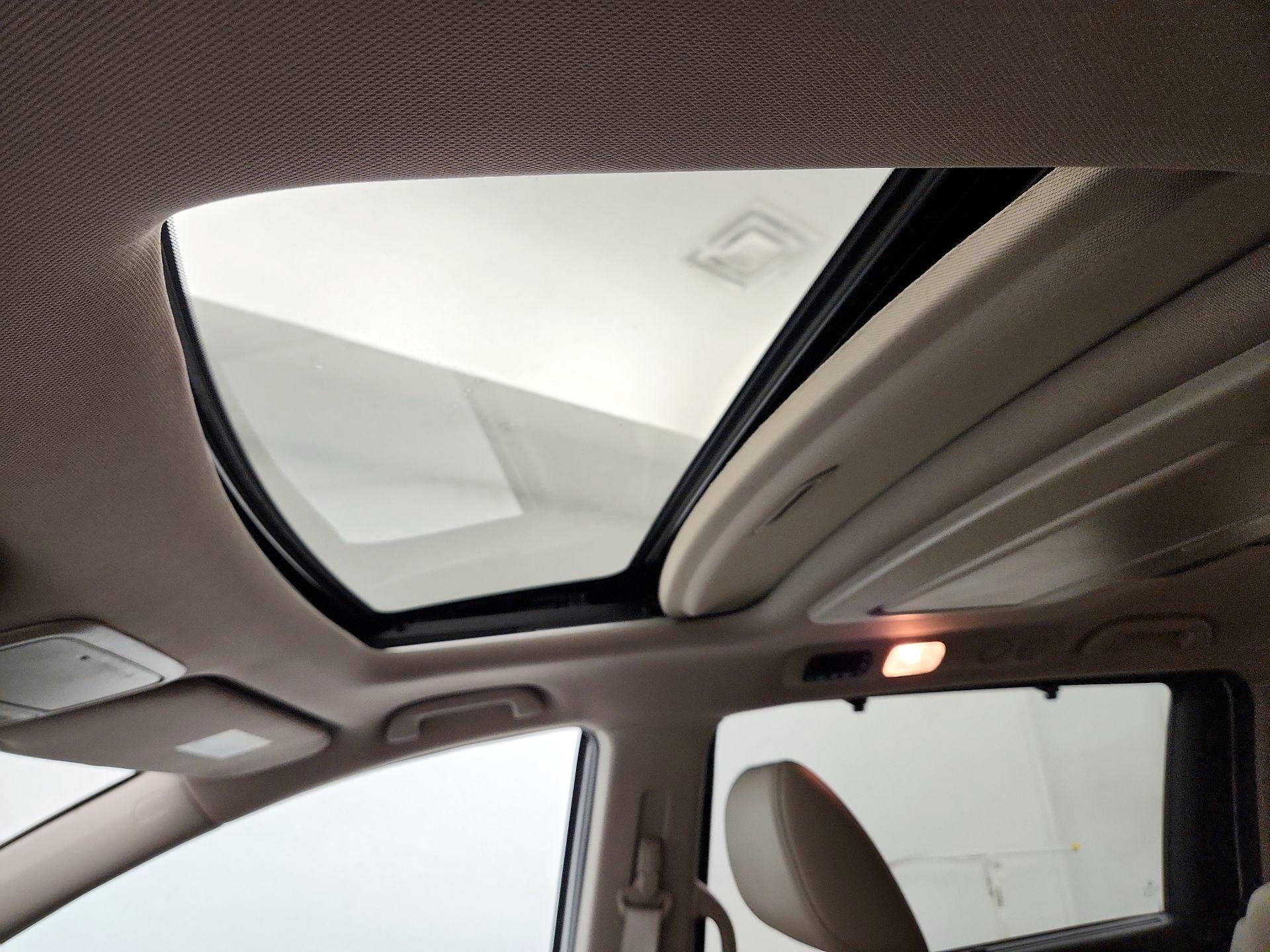 Thumbnail: 2016 Honda Odyssey - 19