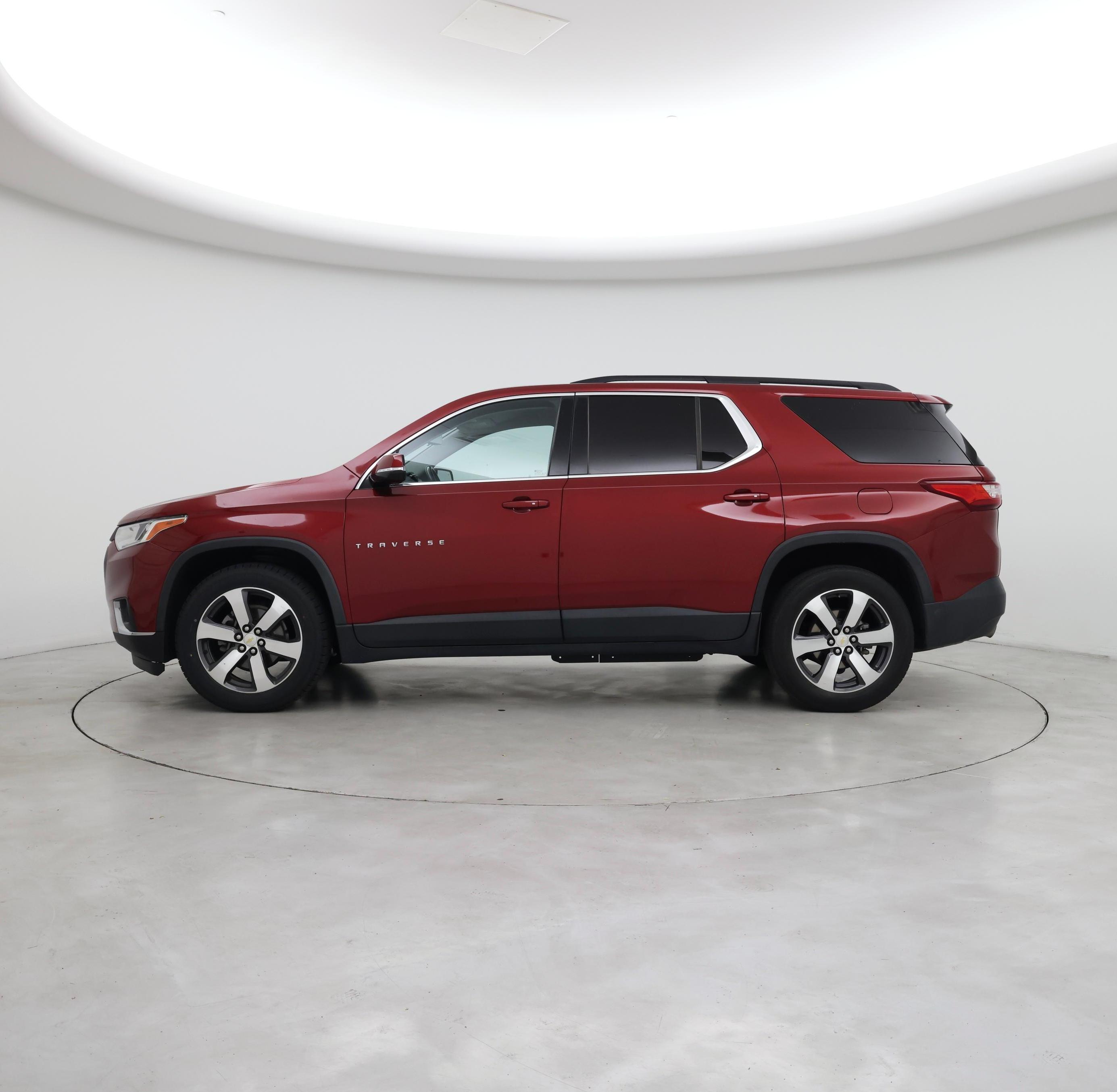 Thumbnail: 2019 Chevrolet Traverse - 3