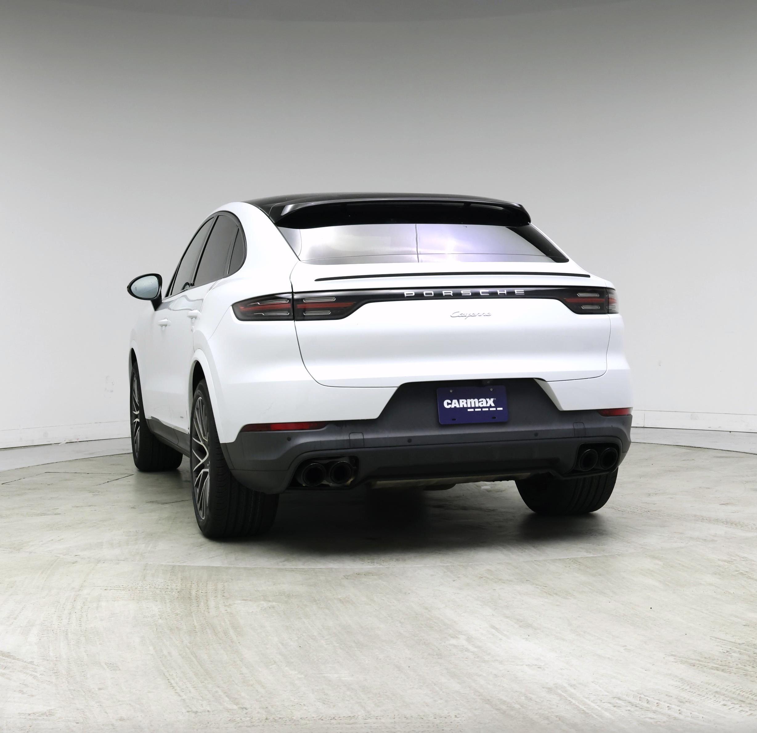 Thumbnail: 2021 Porsche Cayenne - 6